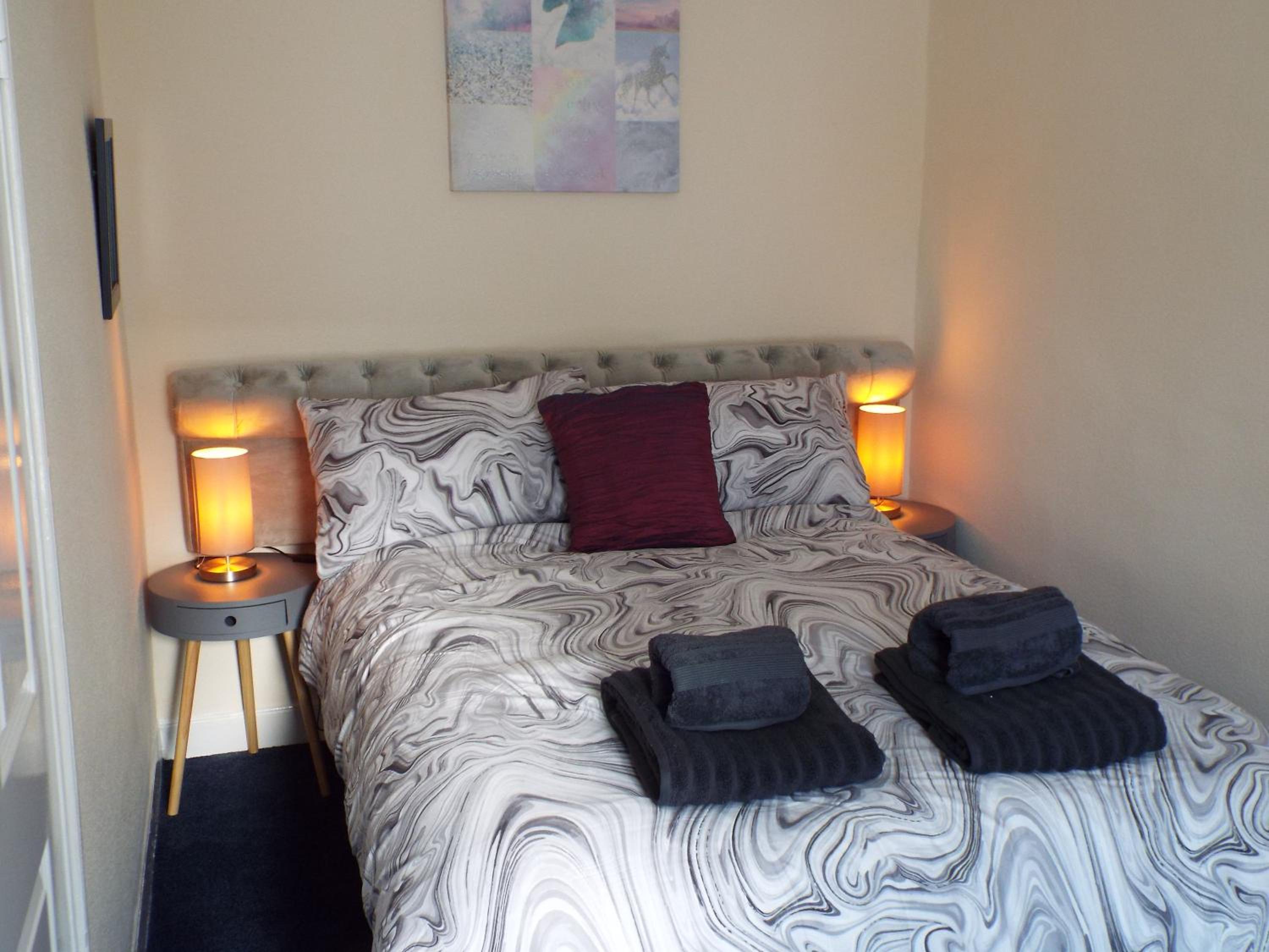 Two-Bedroom House photo 3