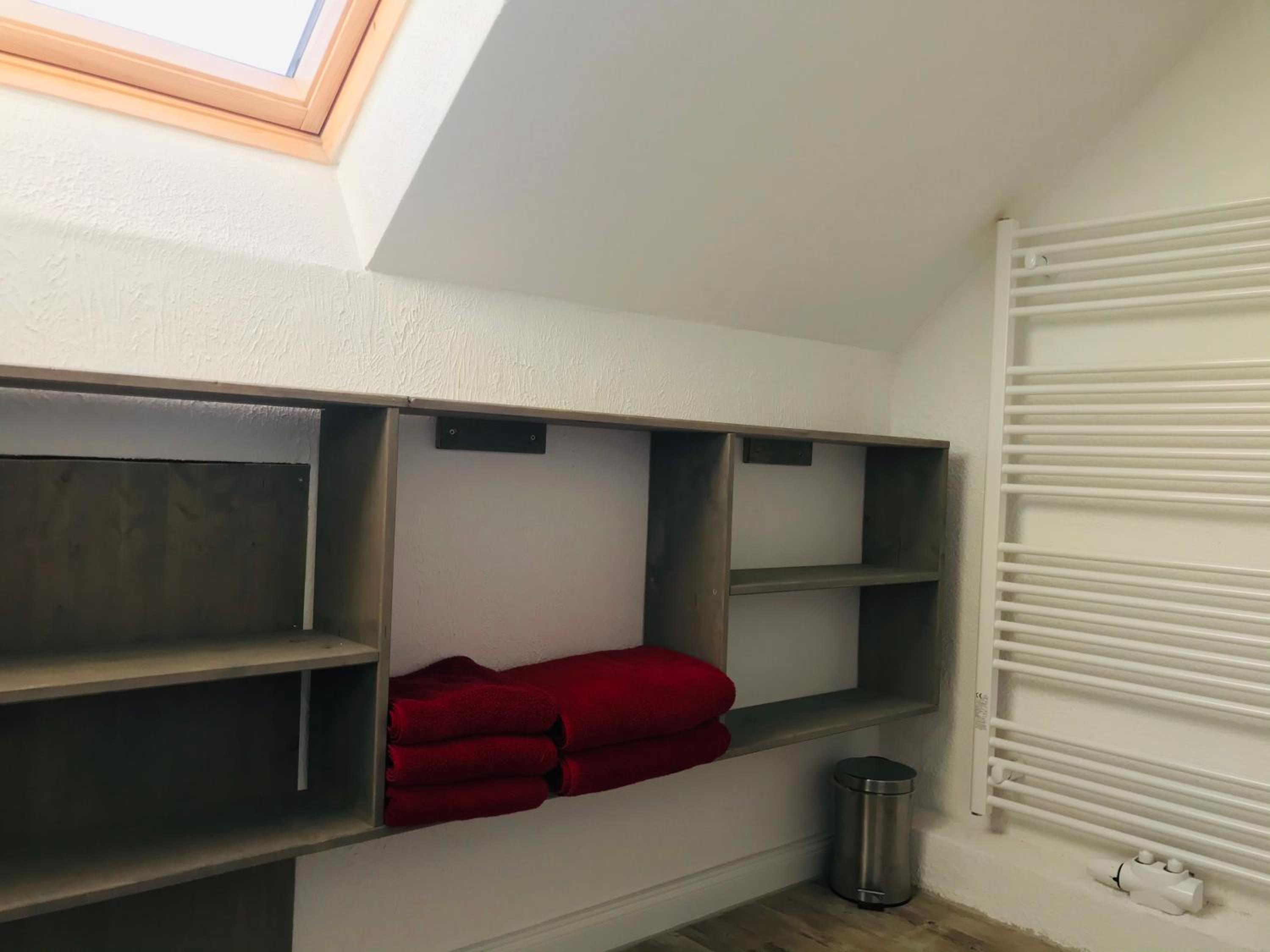 Apartment with Lake View photo 2