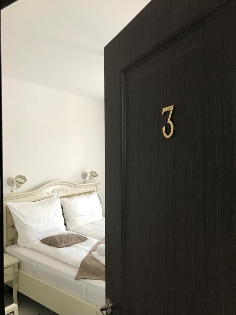 Double Room with Balcony photo 3
