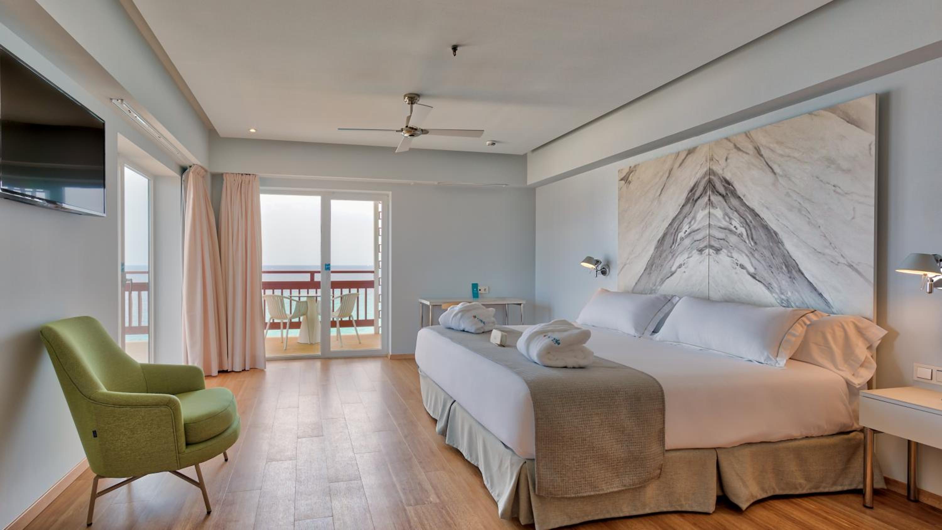 Junior Suite - Photo 21