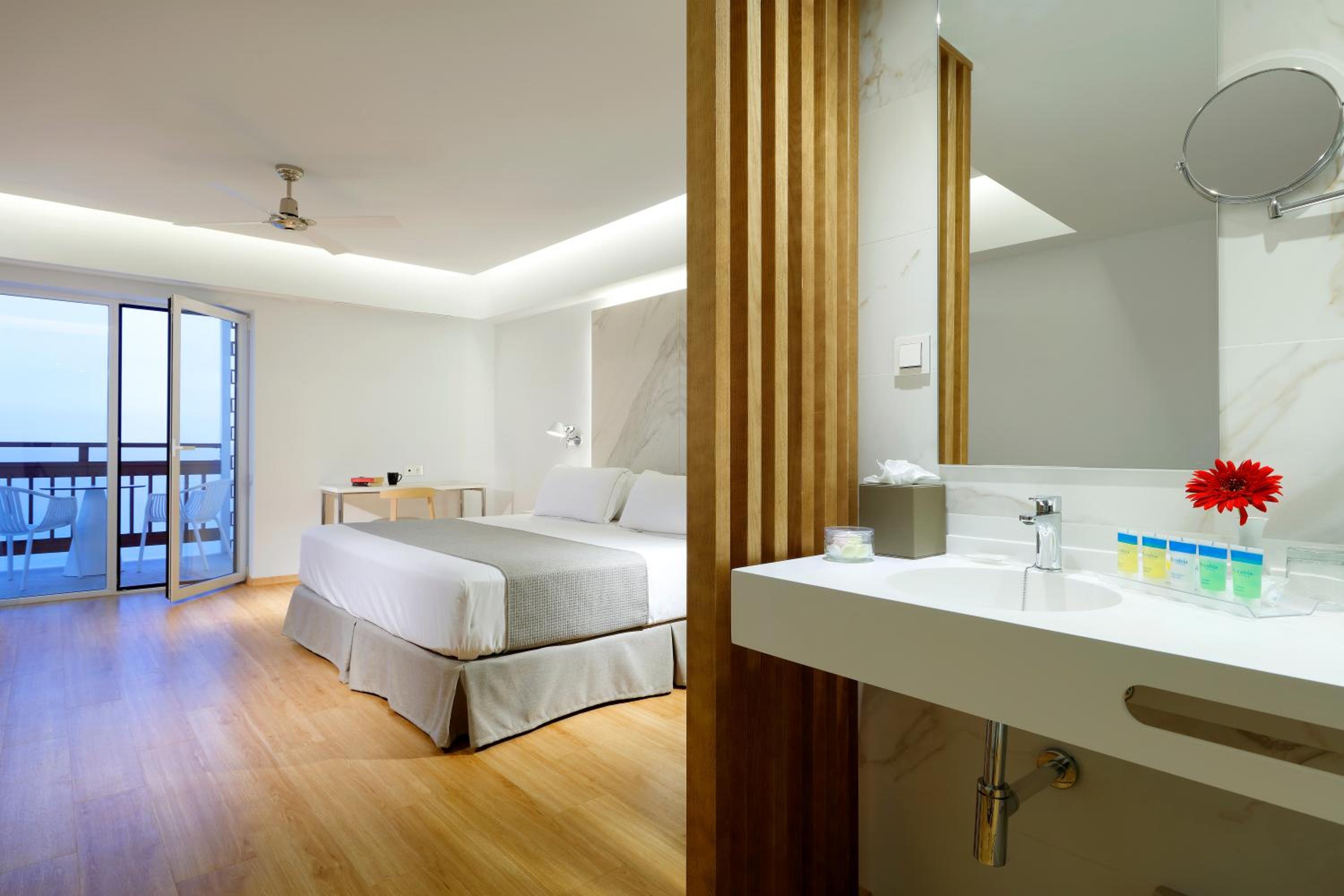 Junior Suite - Photo 6