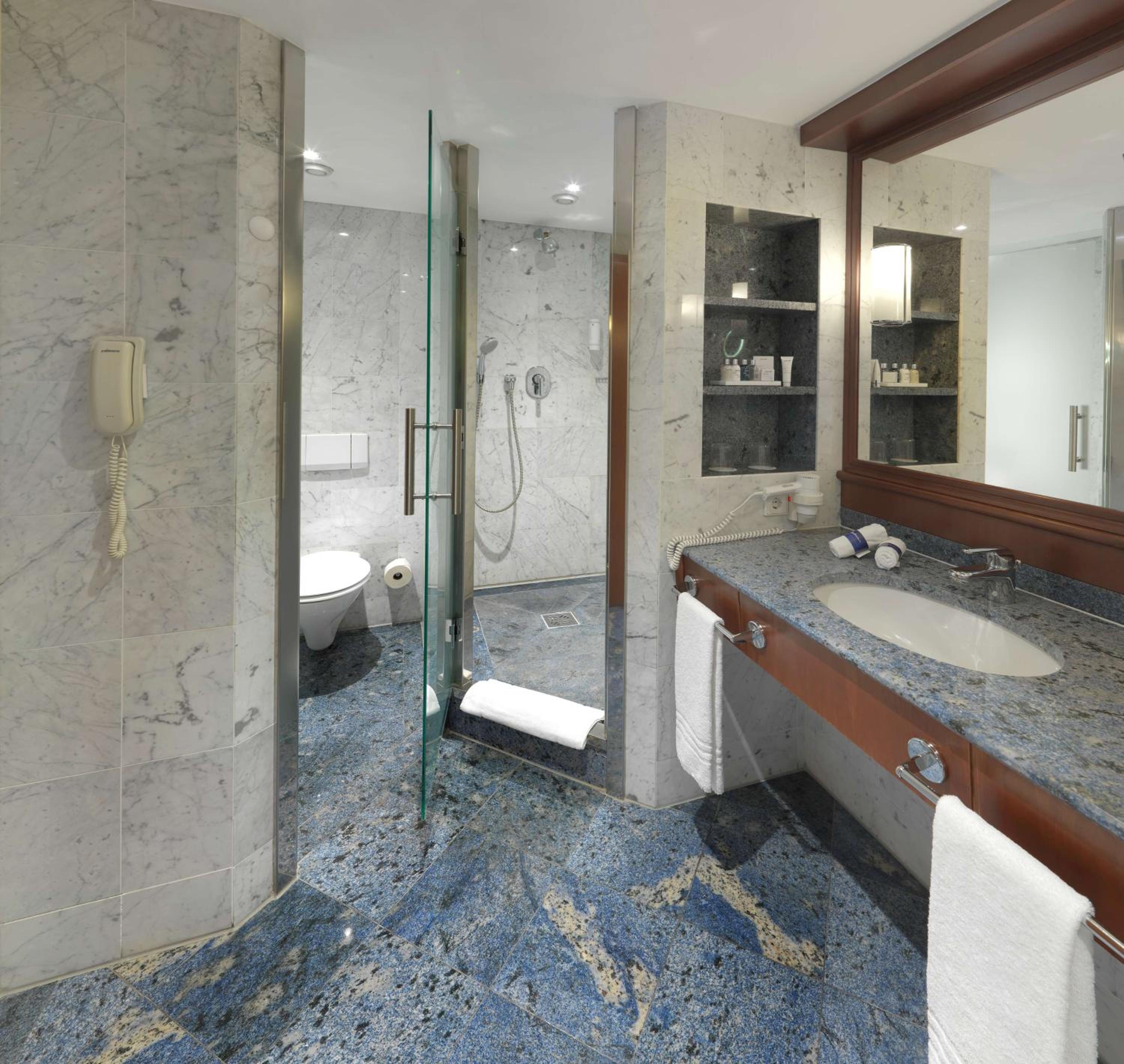 Two-Bedroom Suite (Haupthaus) photo 2