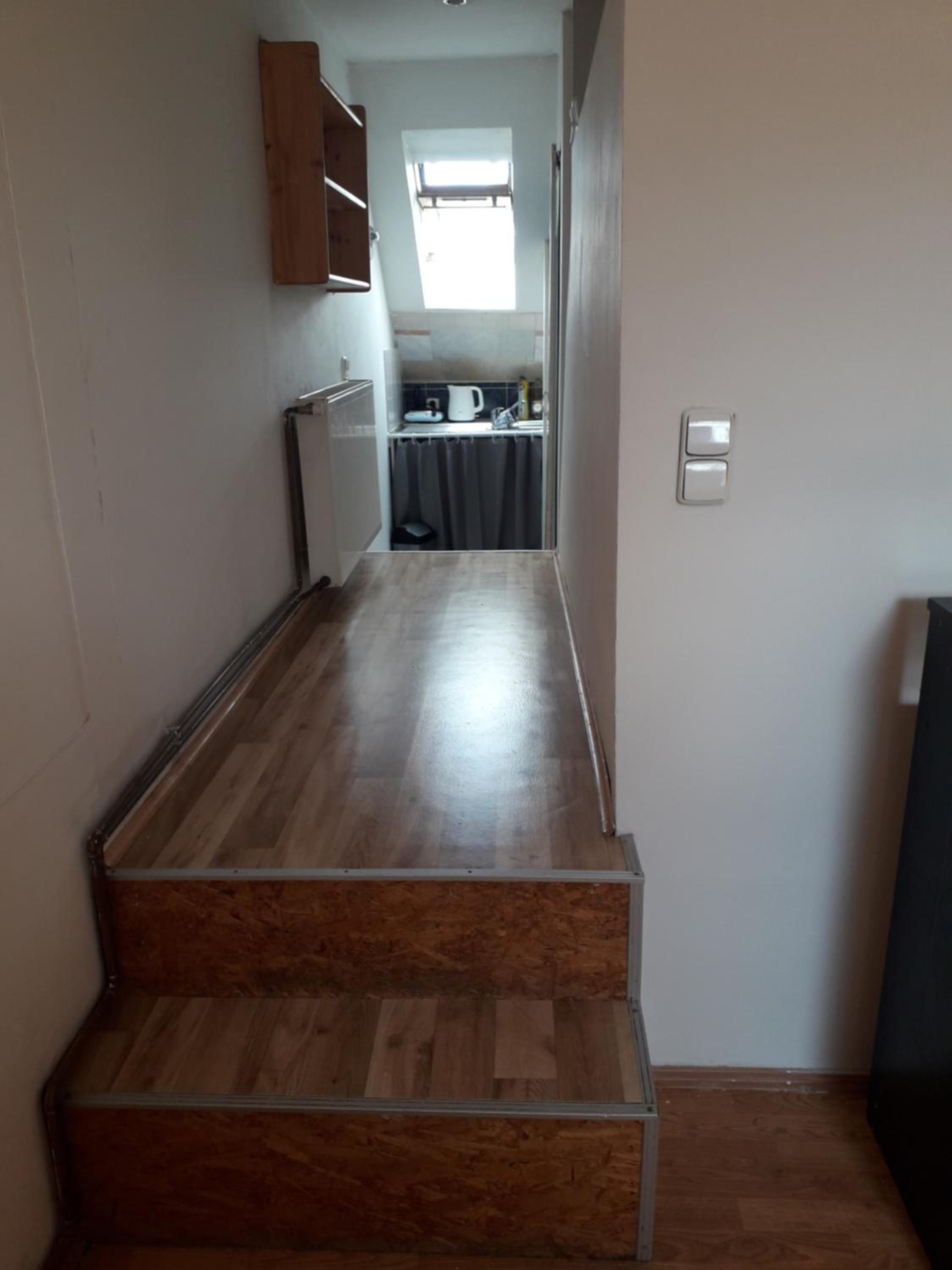 One-Bedroom Apartment - Photo 7