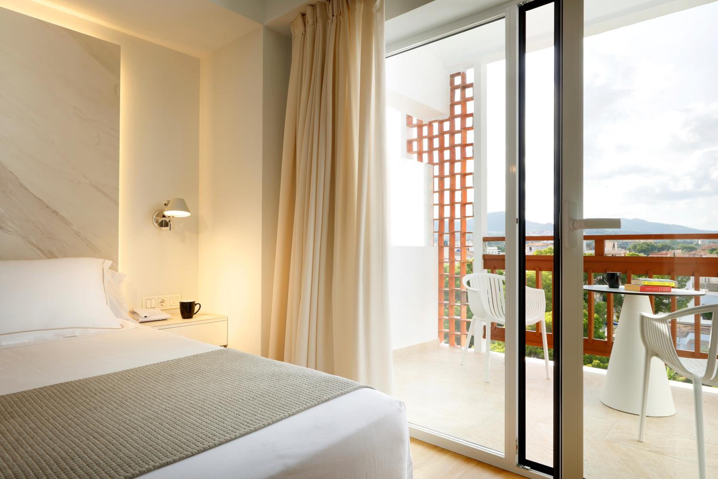 Double Room - Photo 4