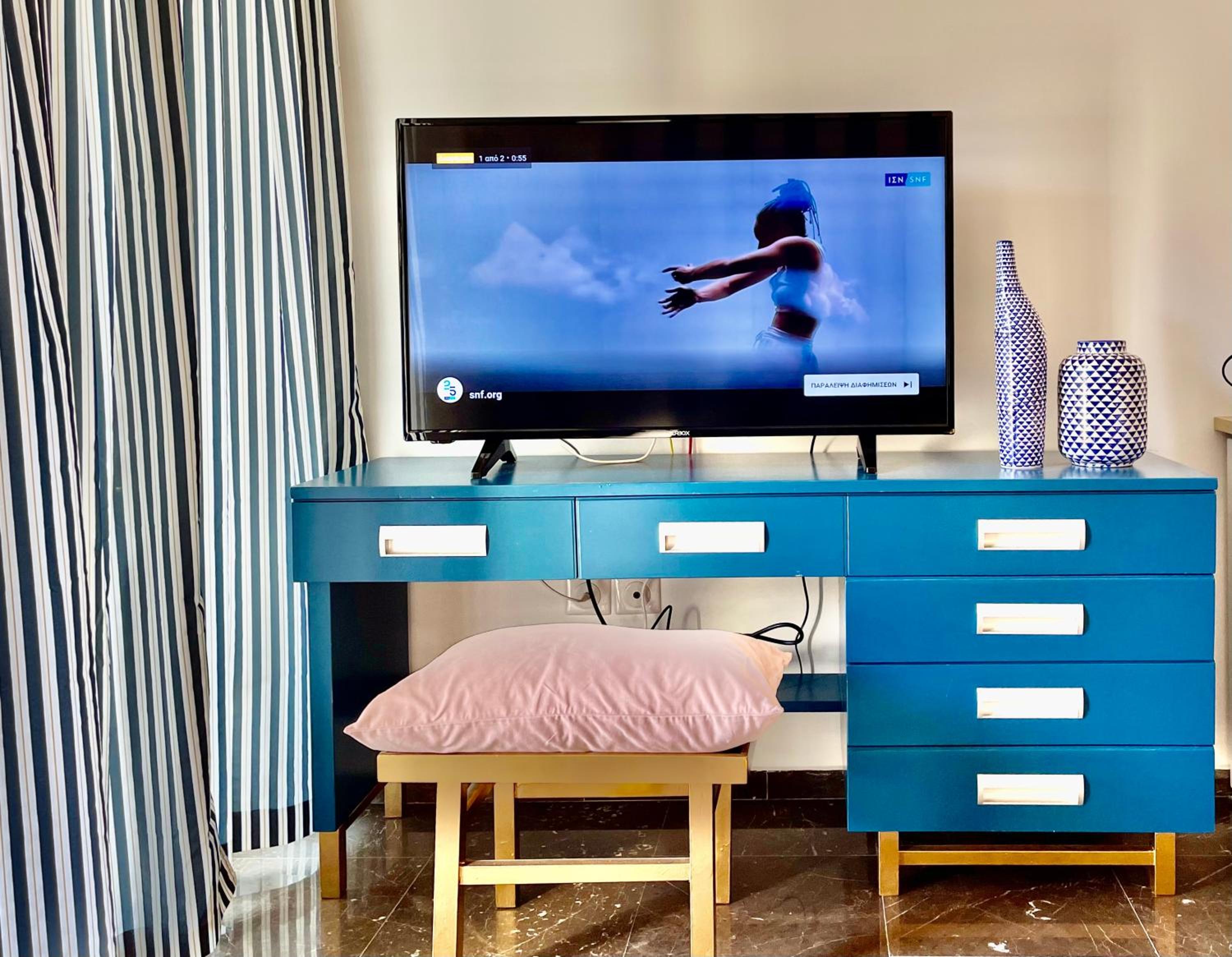 One-Bedroom Apartment - Photo 16