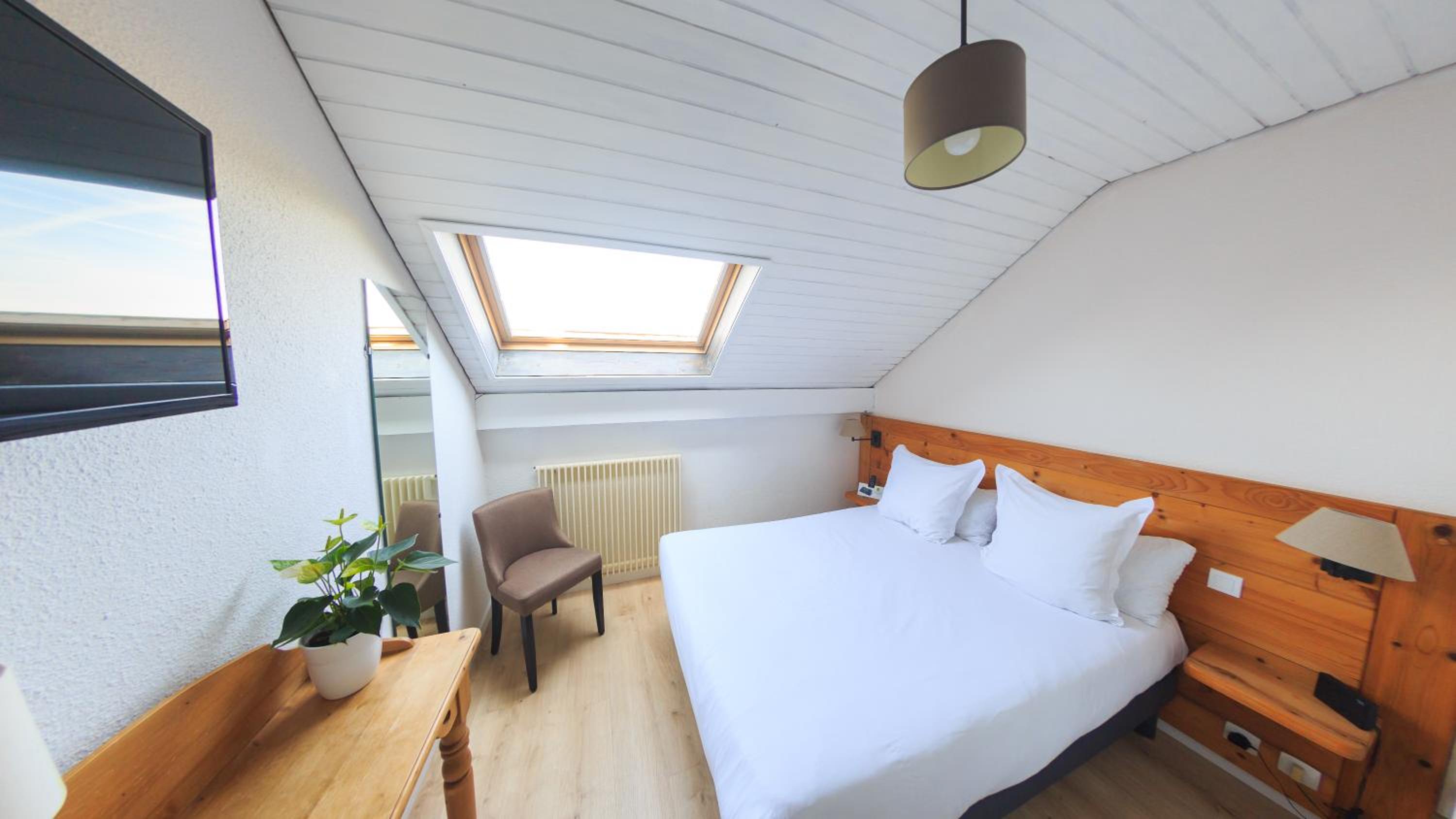 Small Double Room photo 1