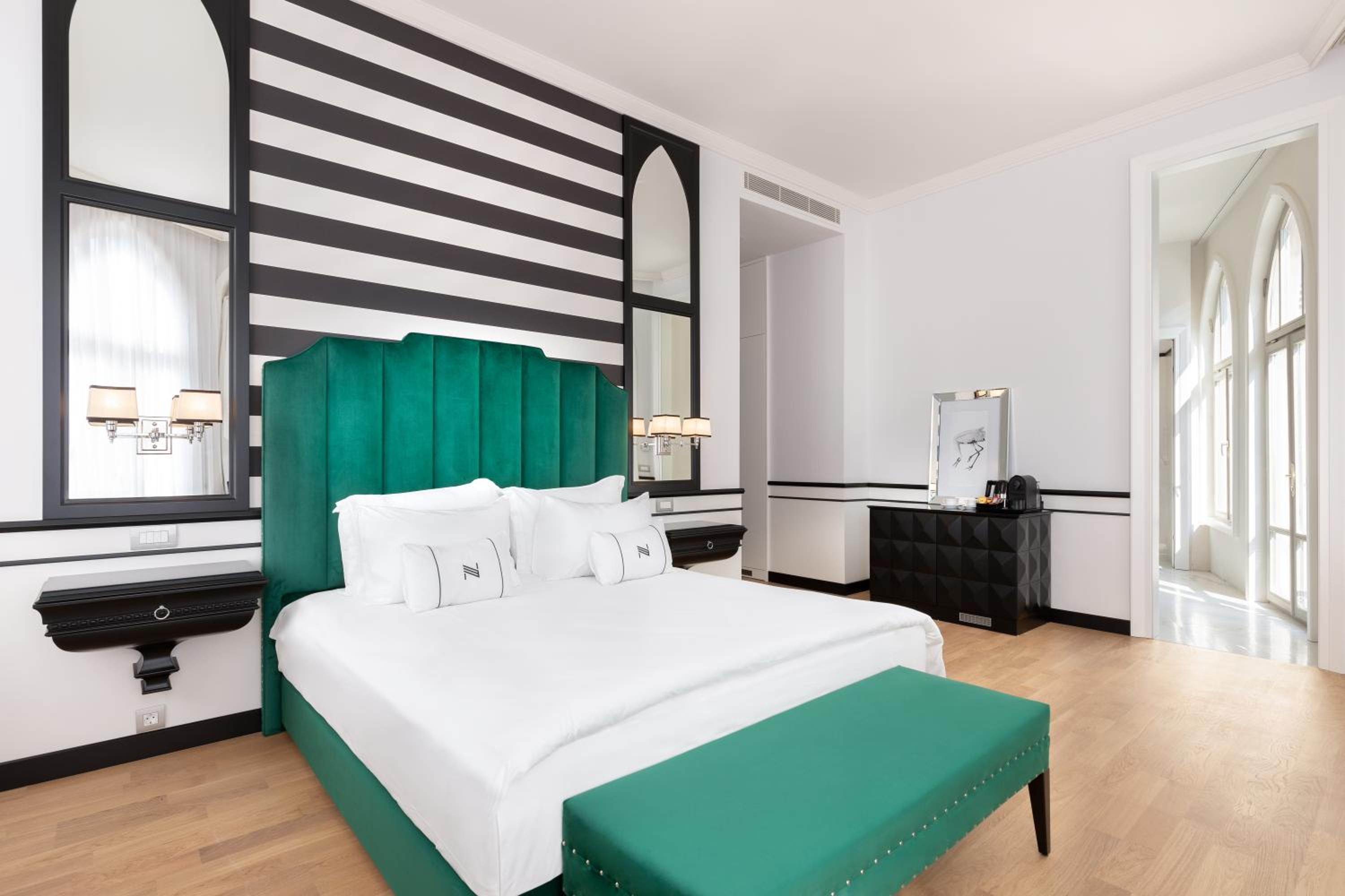 Suite with Sea View