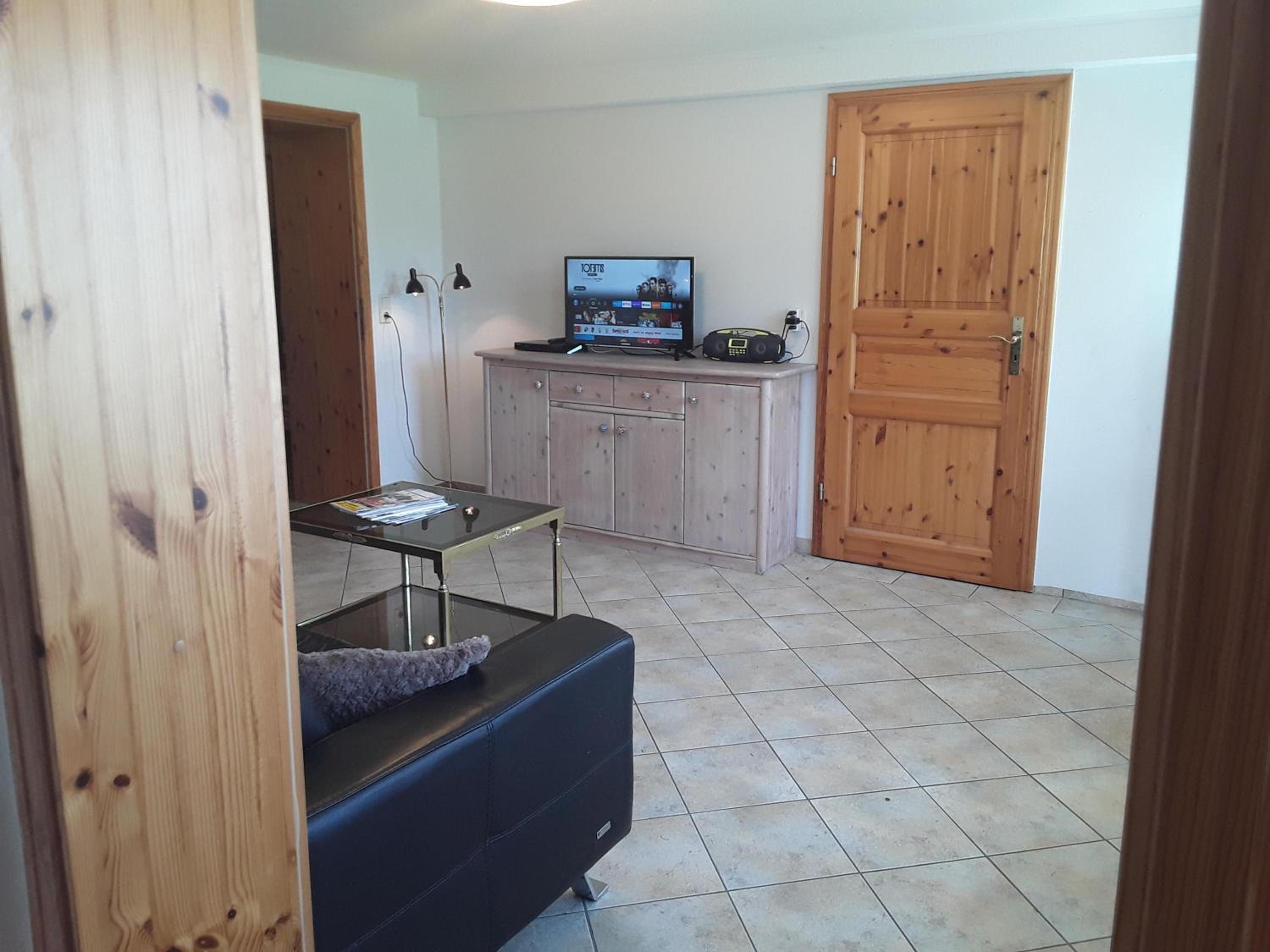 Two-Bedroom Apartment with Bath photo 1