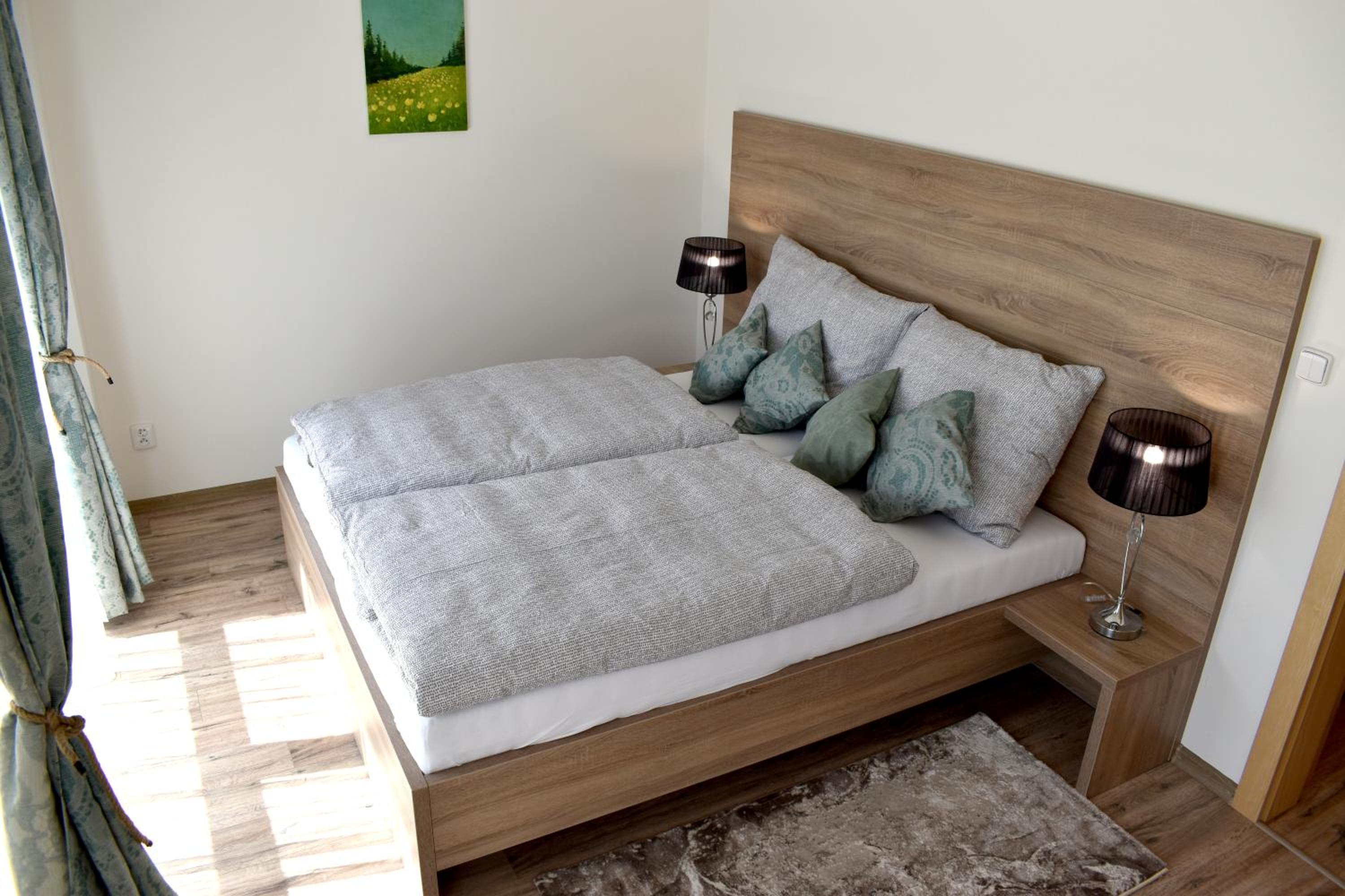 Three-Bedroom House - Photo 3
