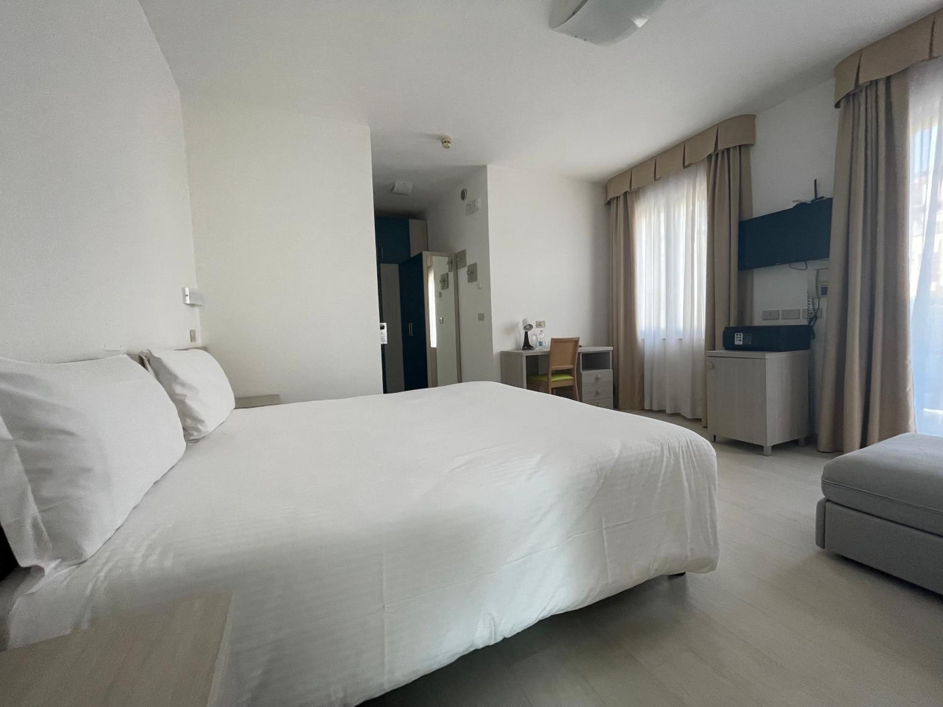 Comfort Quadruple Room - Photo 2