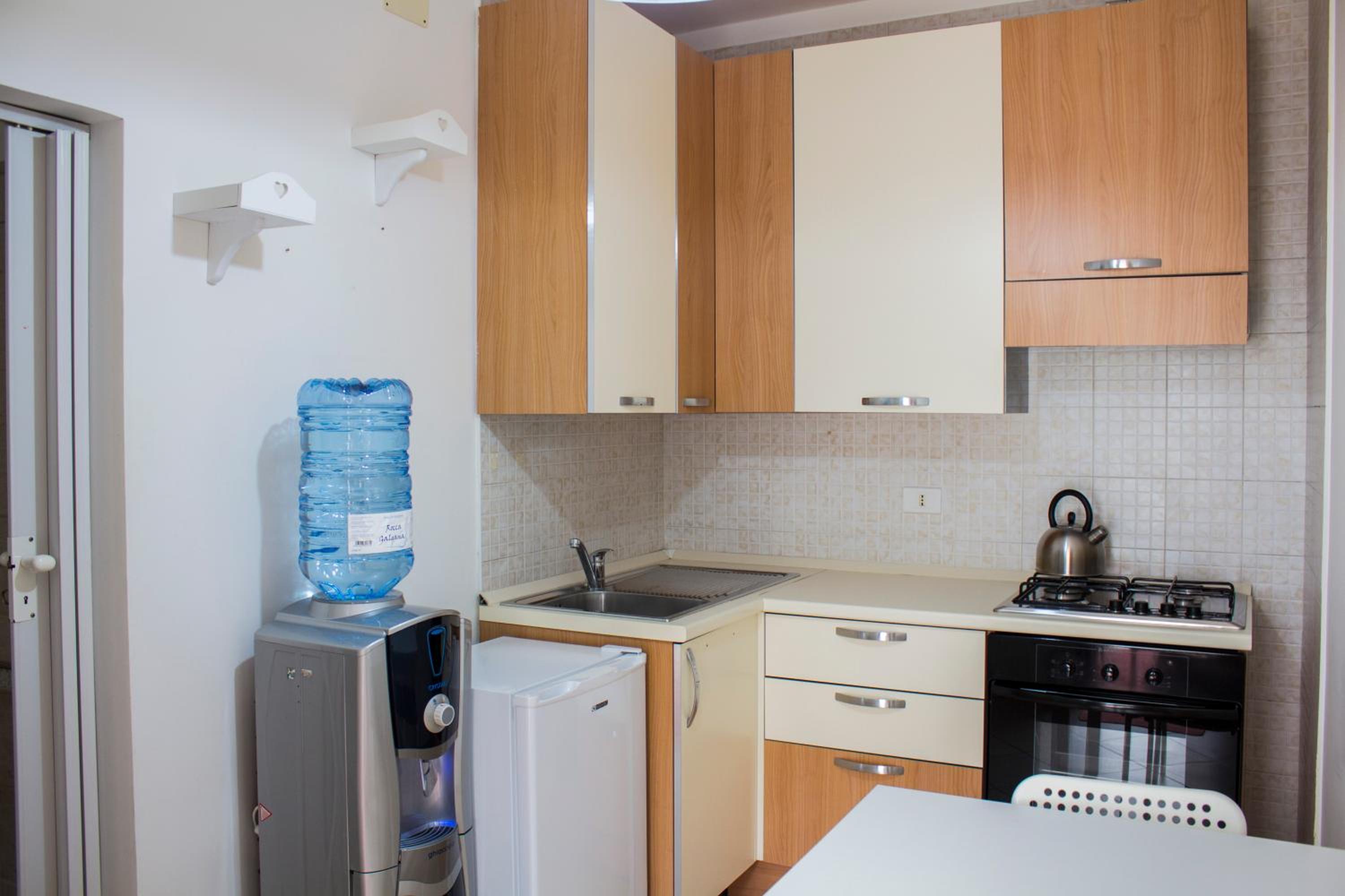 One-Bedroom Apartment photo 2