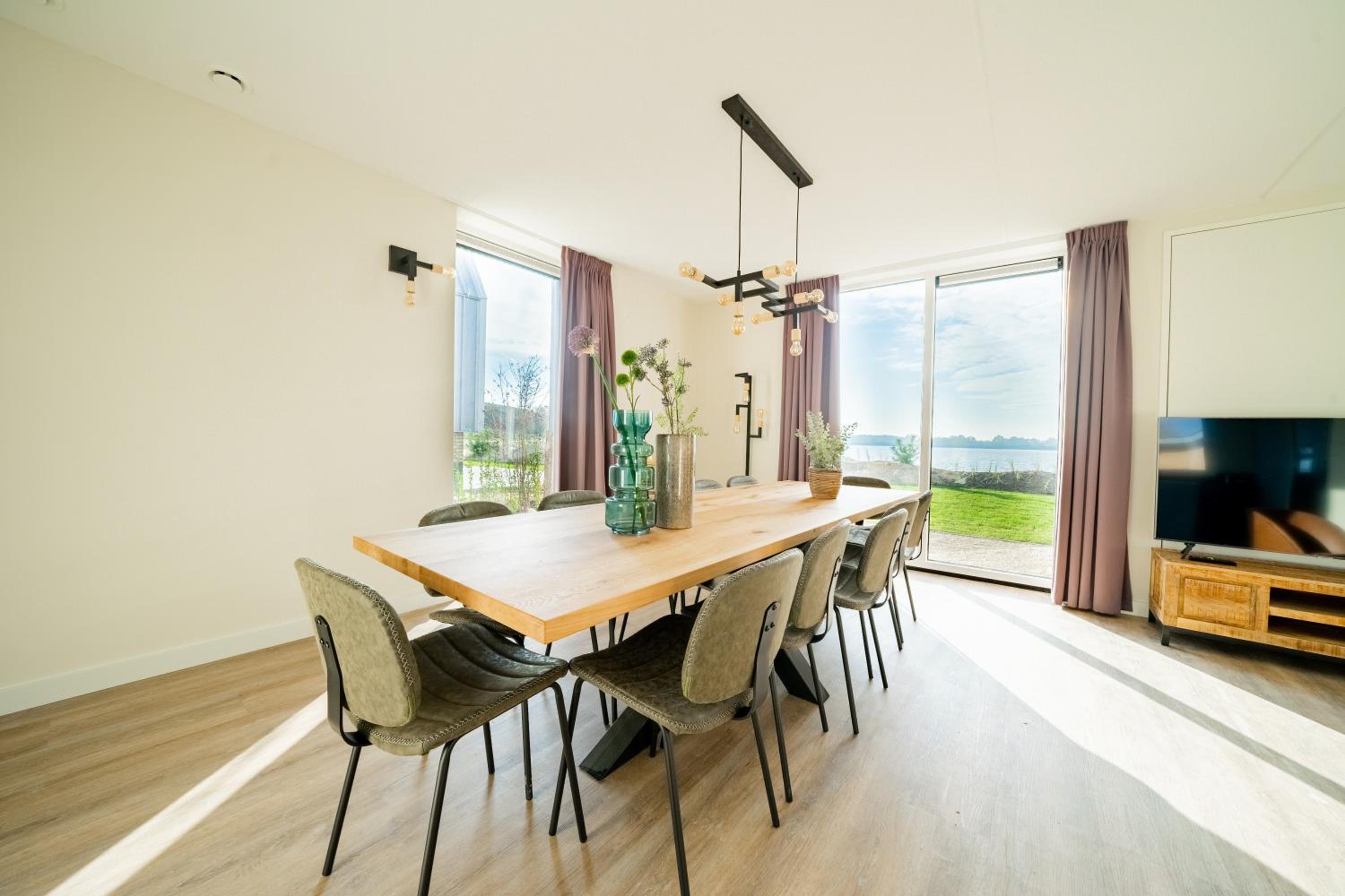 Villa photo 3