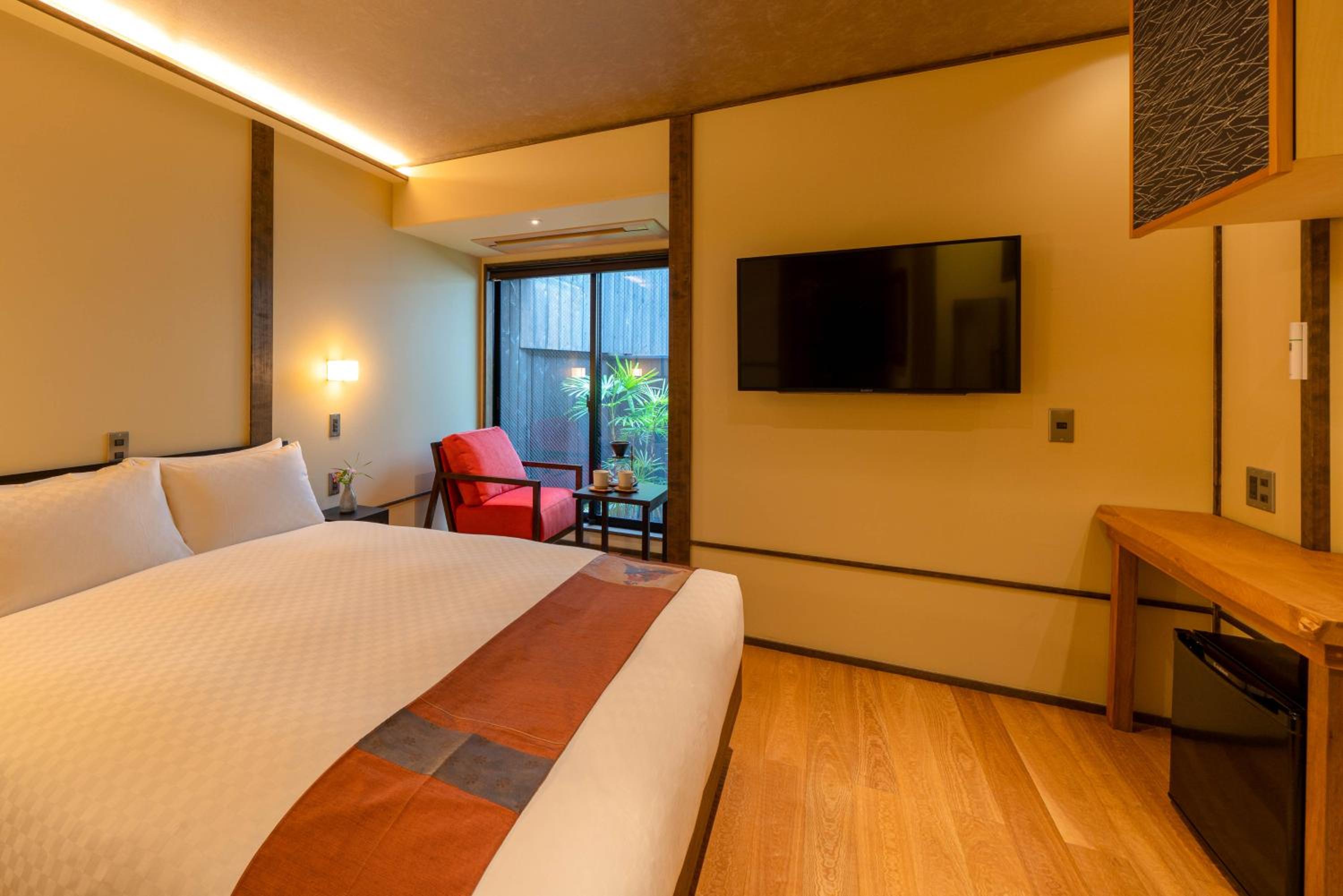 Double Room with Garden View photo 1
