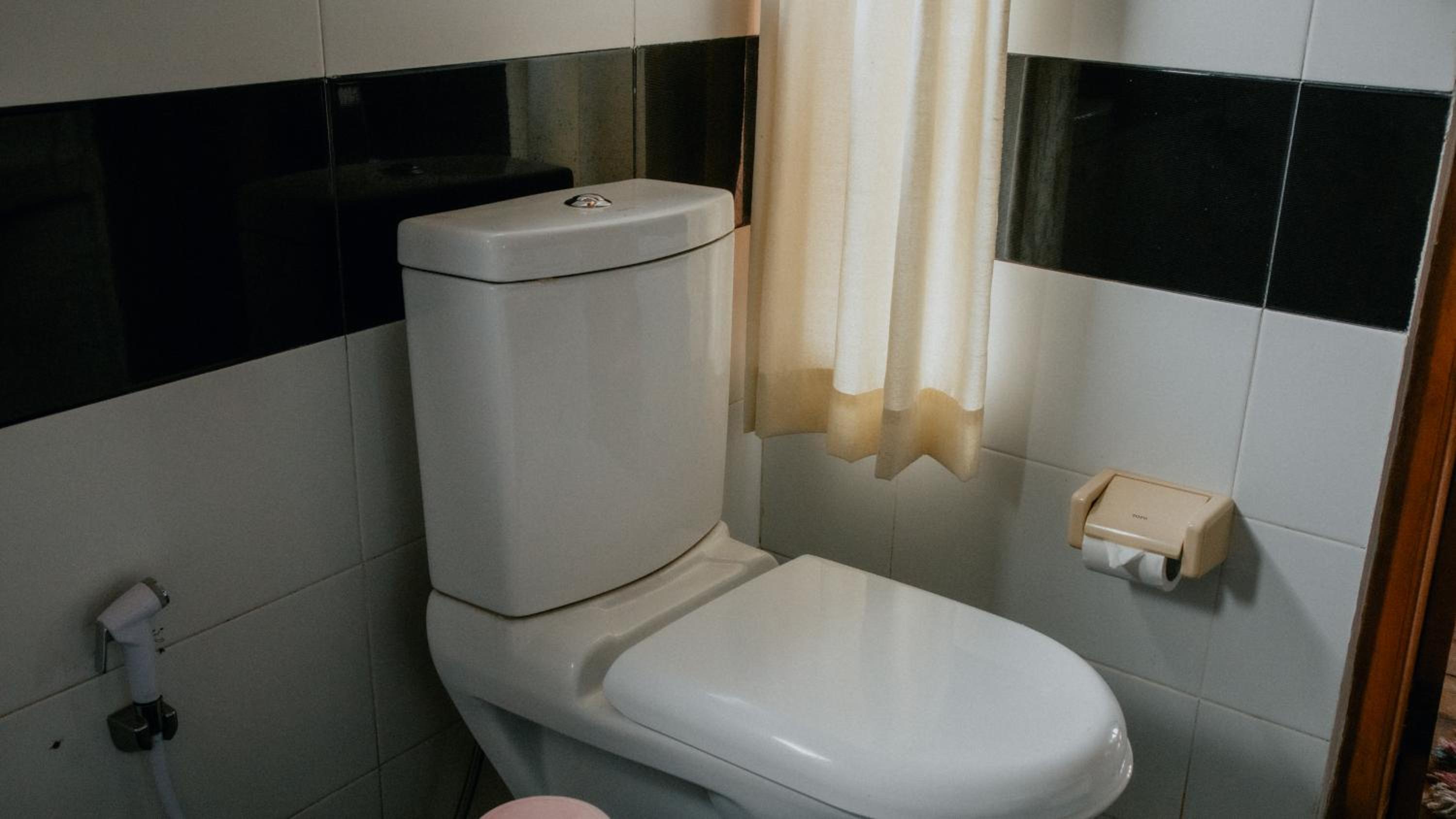 Standard Double Room - Photo 7