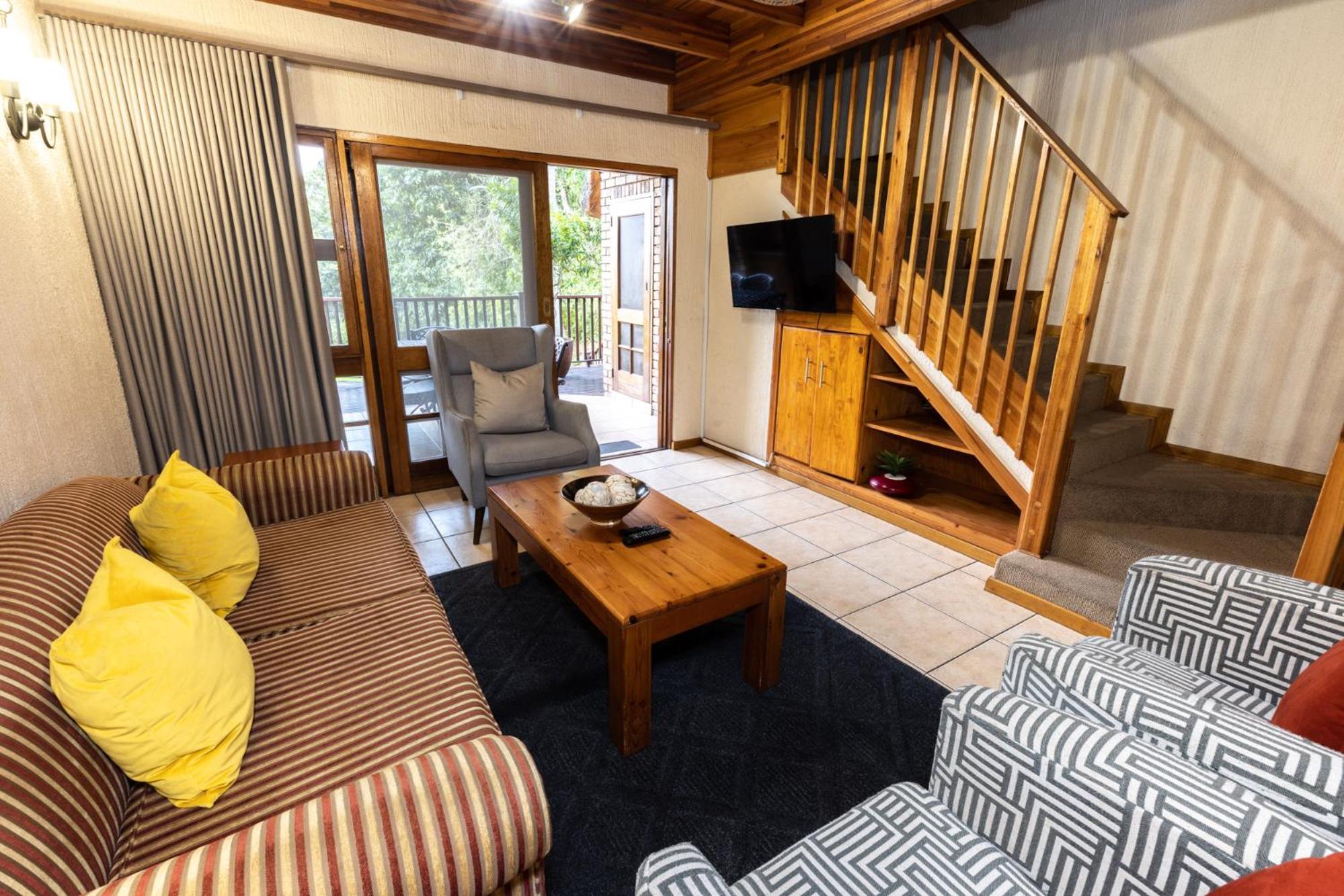 Three-Bedroom Chalet photo 3