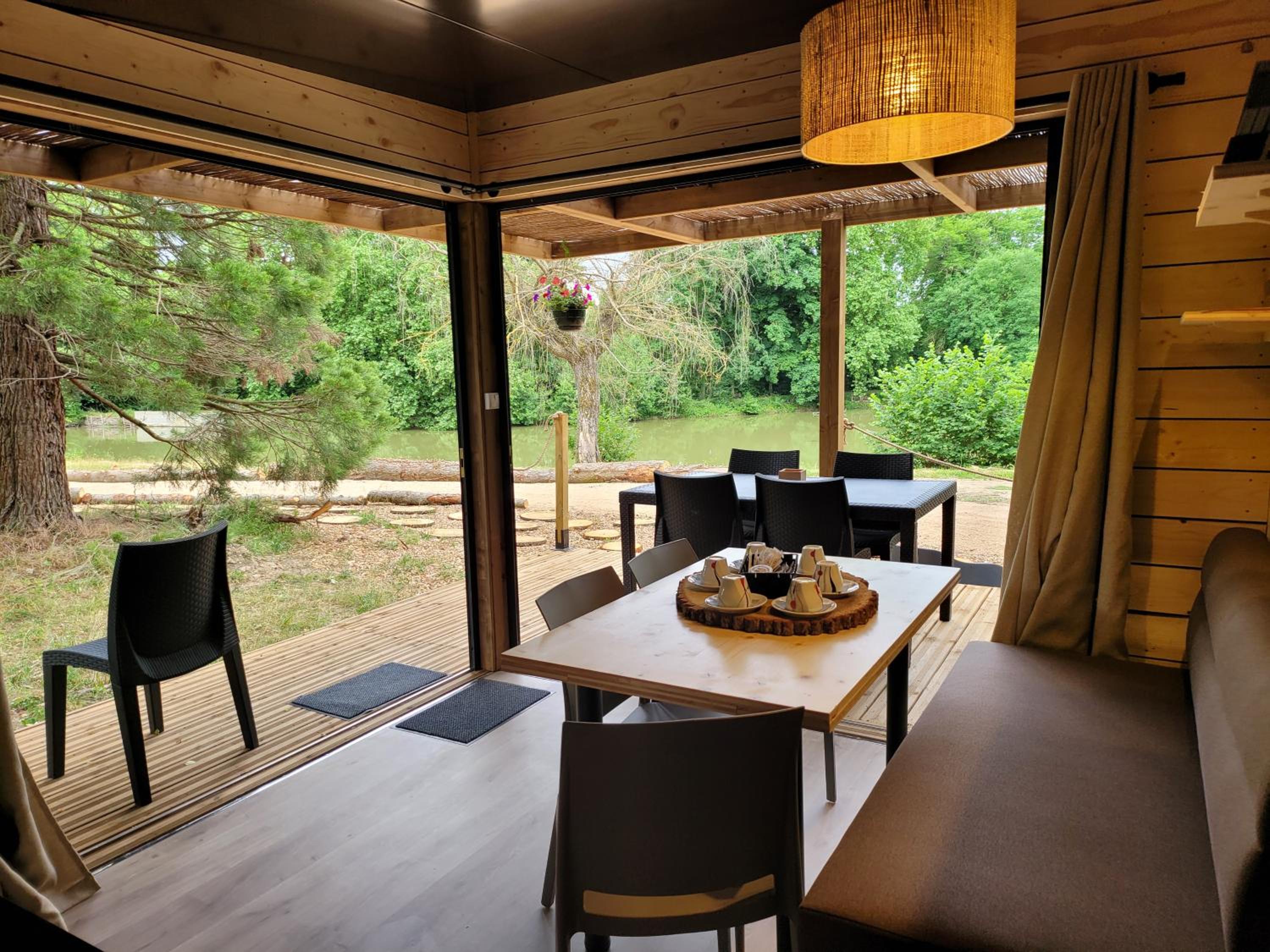 Two-Bedroom Chalet - Photo 3