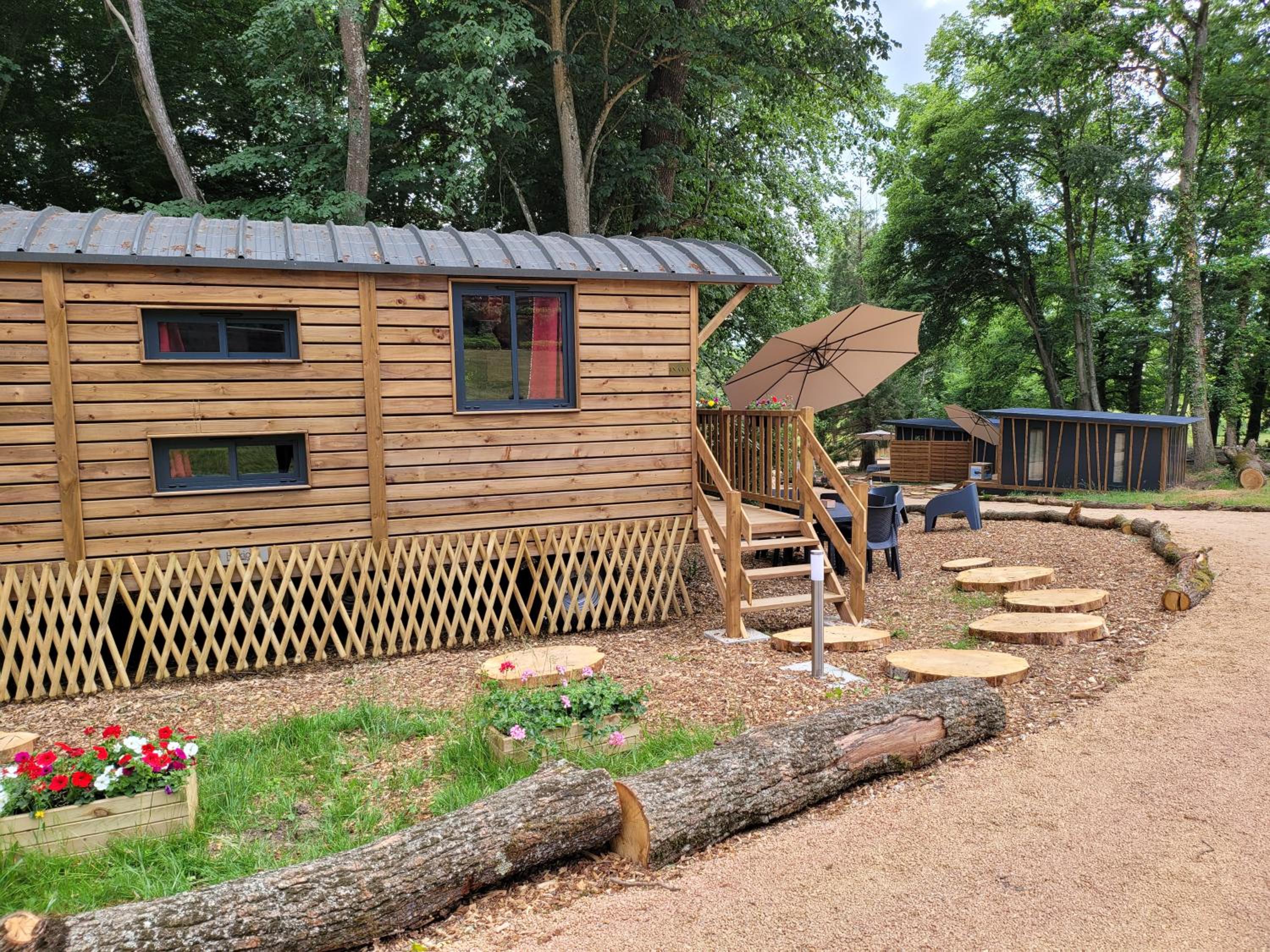 Two-Bedroom Cottage - Photo 6