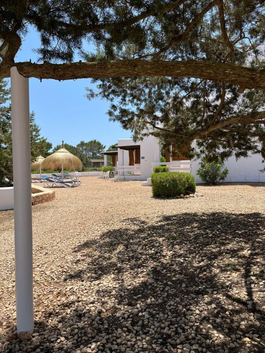 Bungalow with Garden View - Photo 1