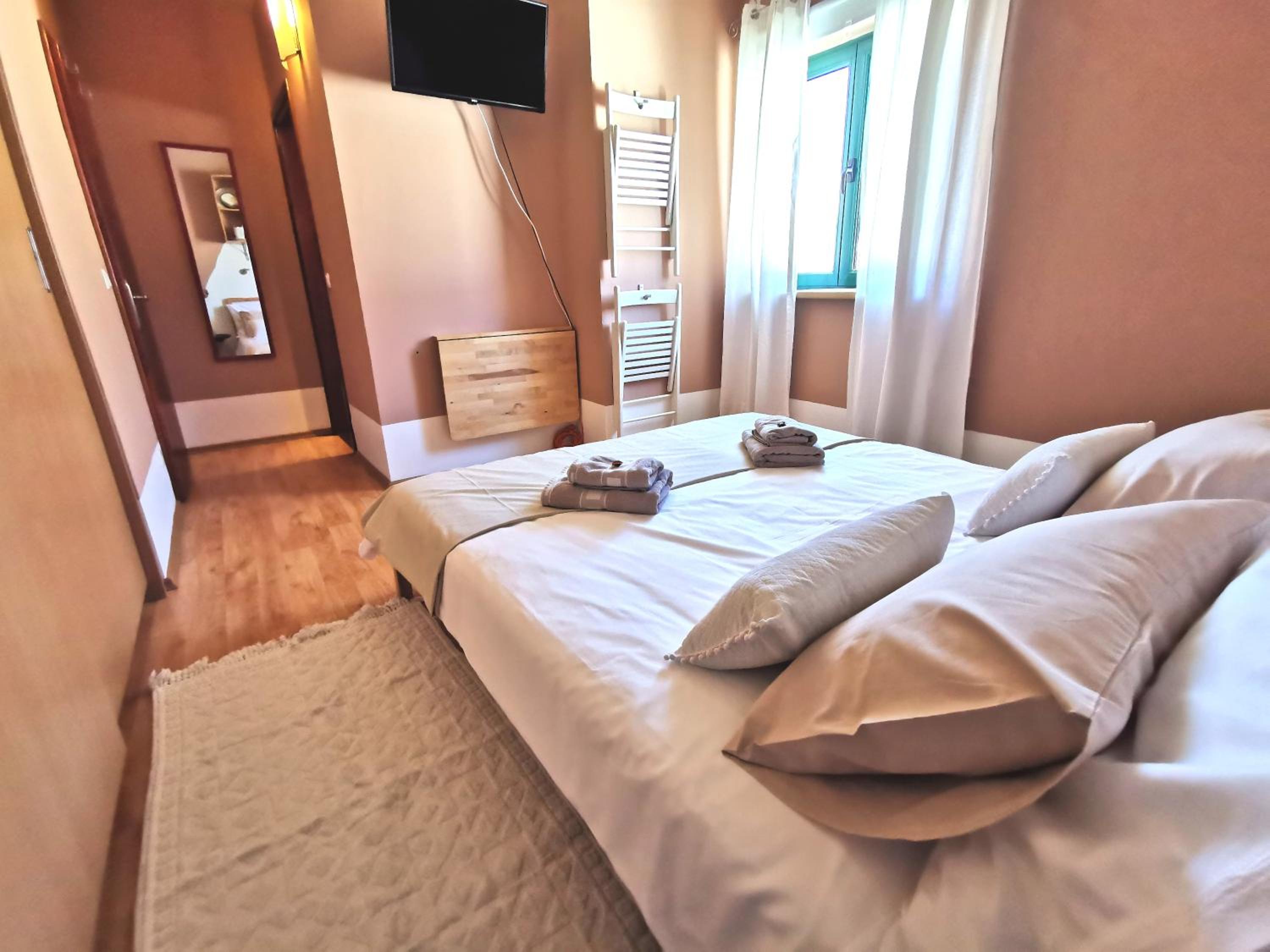 Double Room with Private Bathroom photo 2