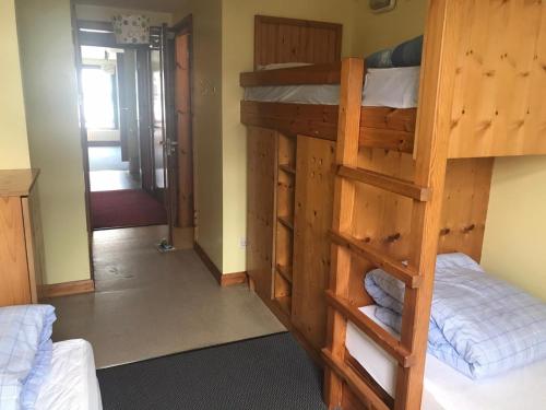 Triple Room with Private Bathroom photo 2