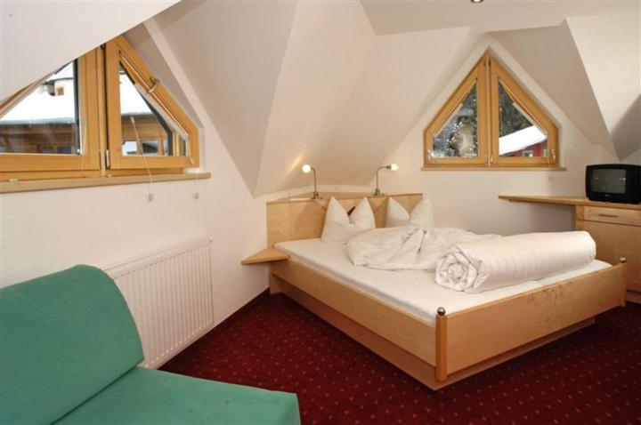 Loft Apartment with Balcony photo 1