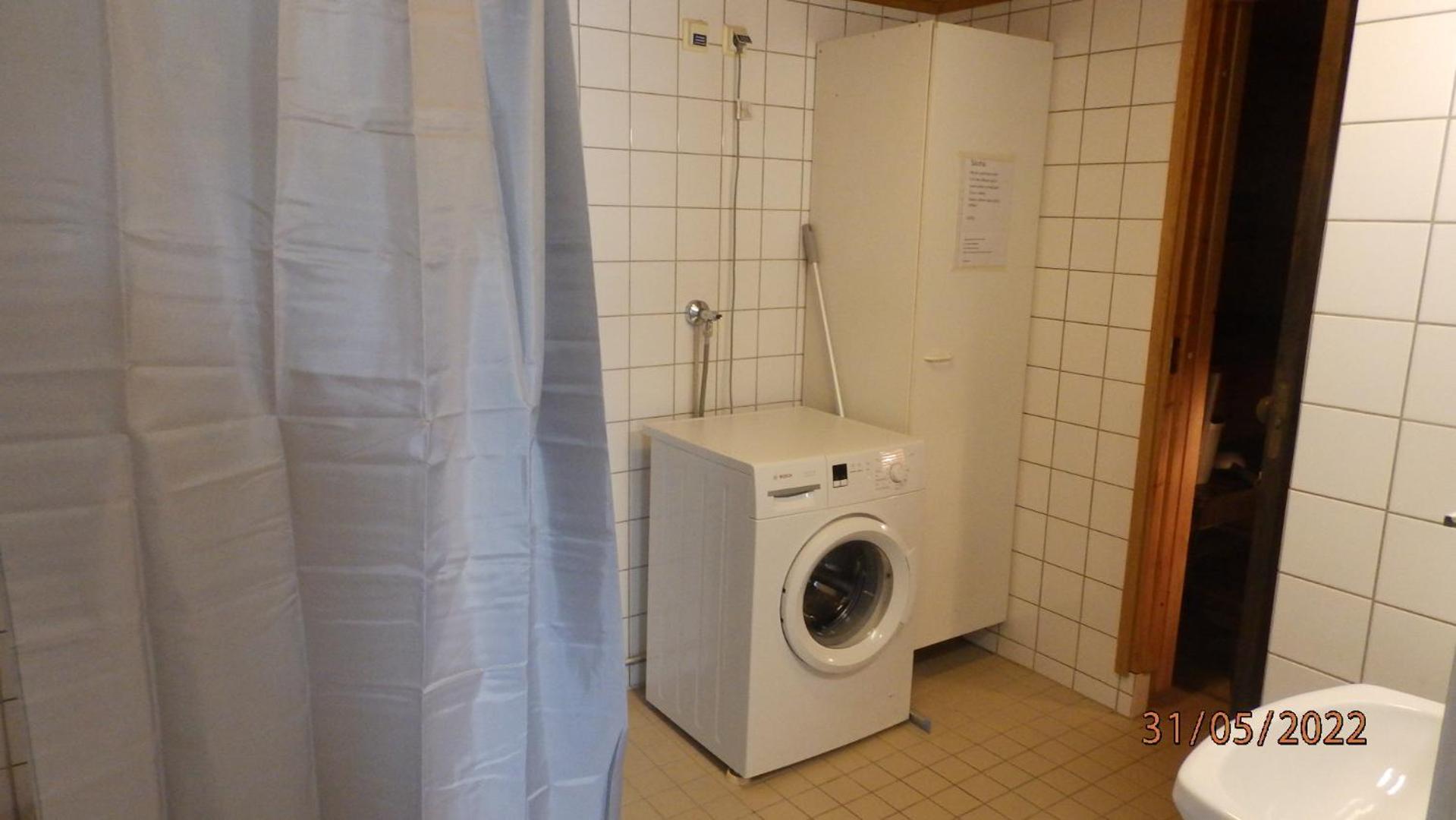 One-Bedroom Apartment - Photo 13