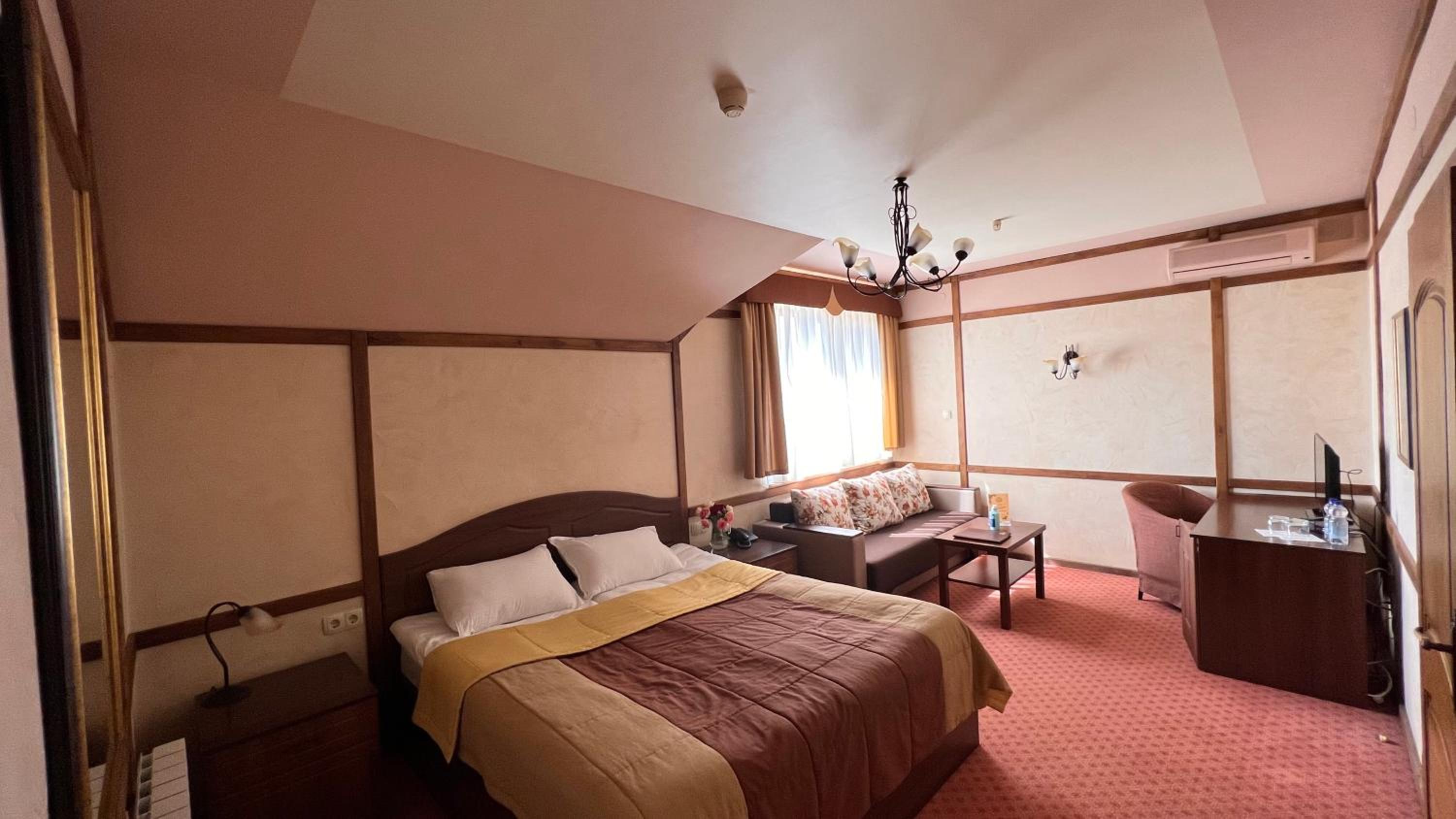 Standard Double Suite photo 3