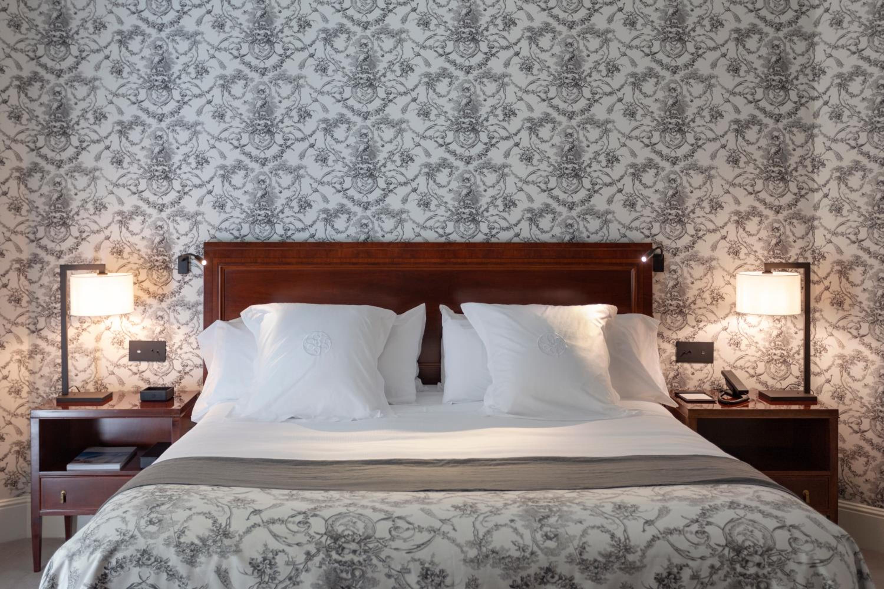 Double or Twin Room photo 3