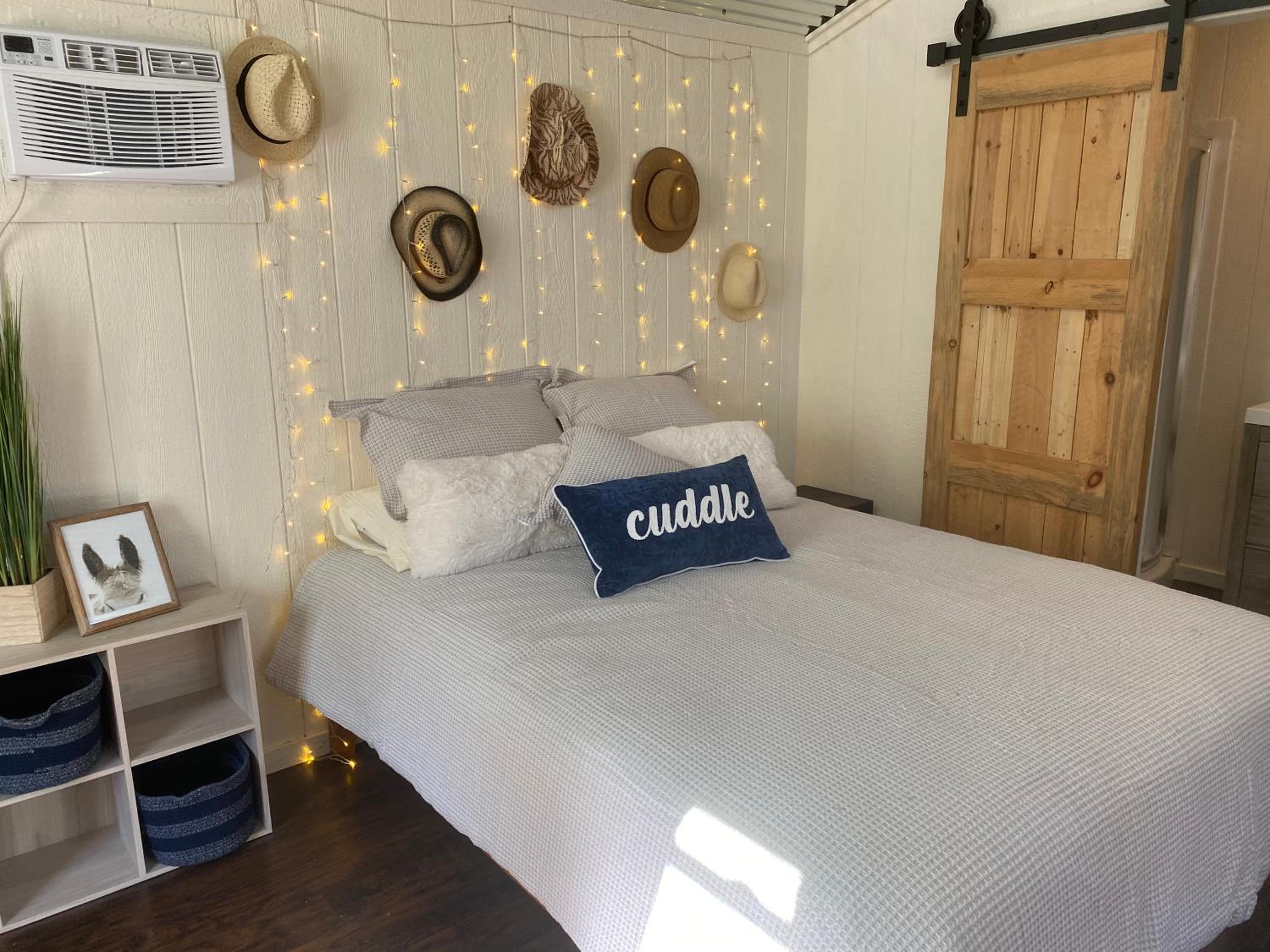Deluxe Double Room - Photo 17