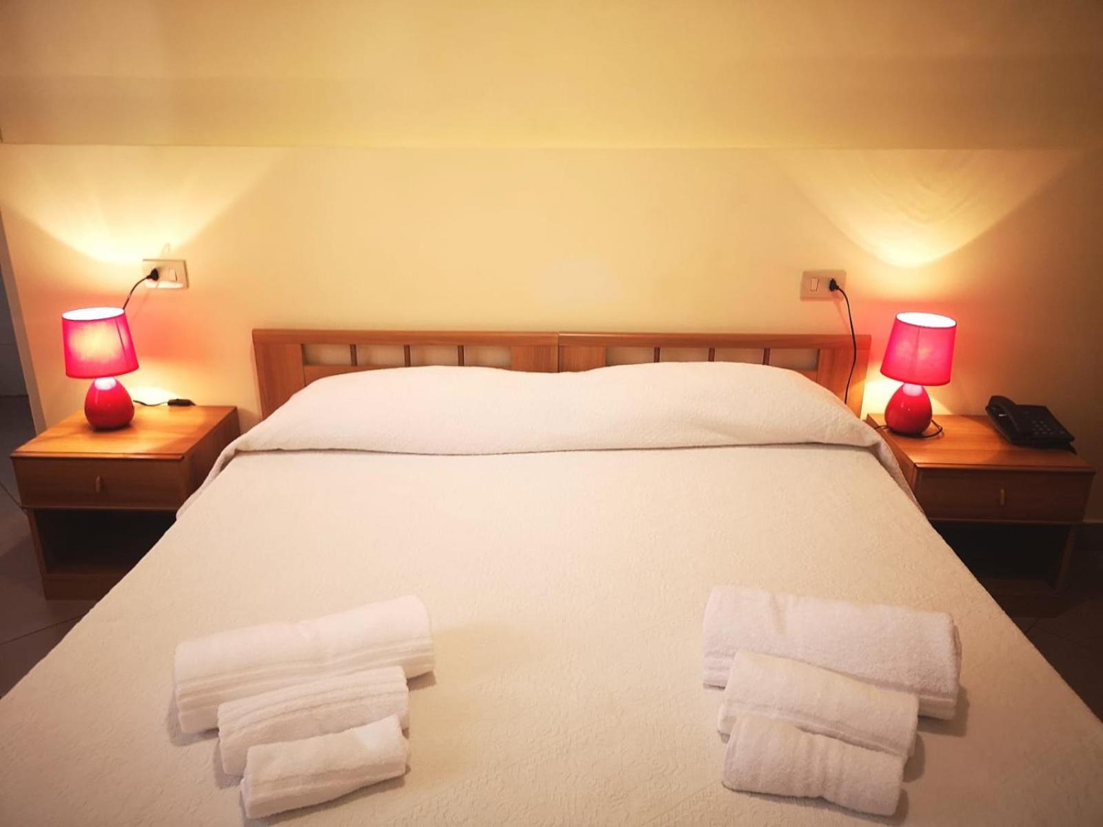 Economy Double Room - Photo 5