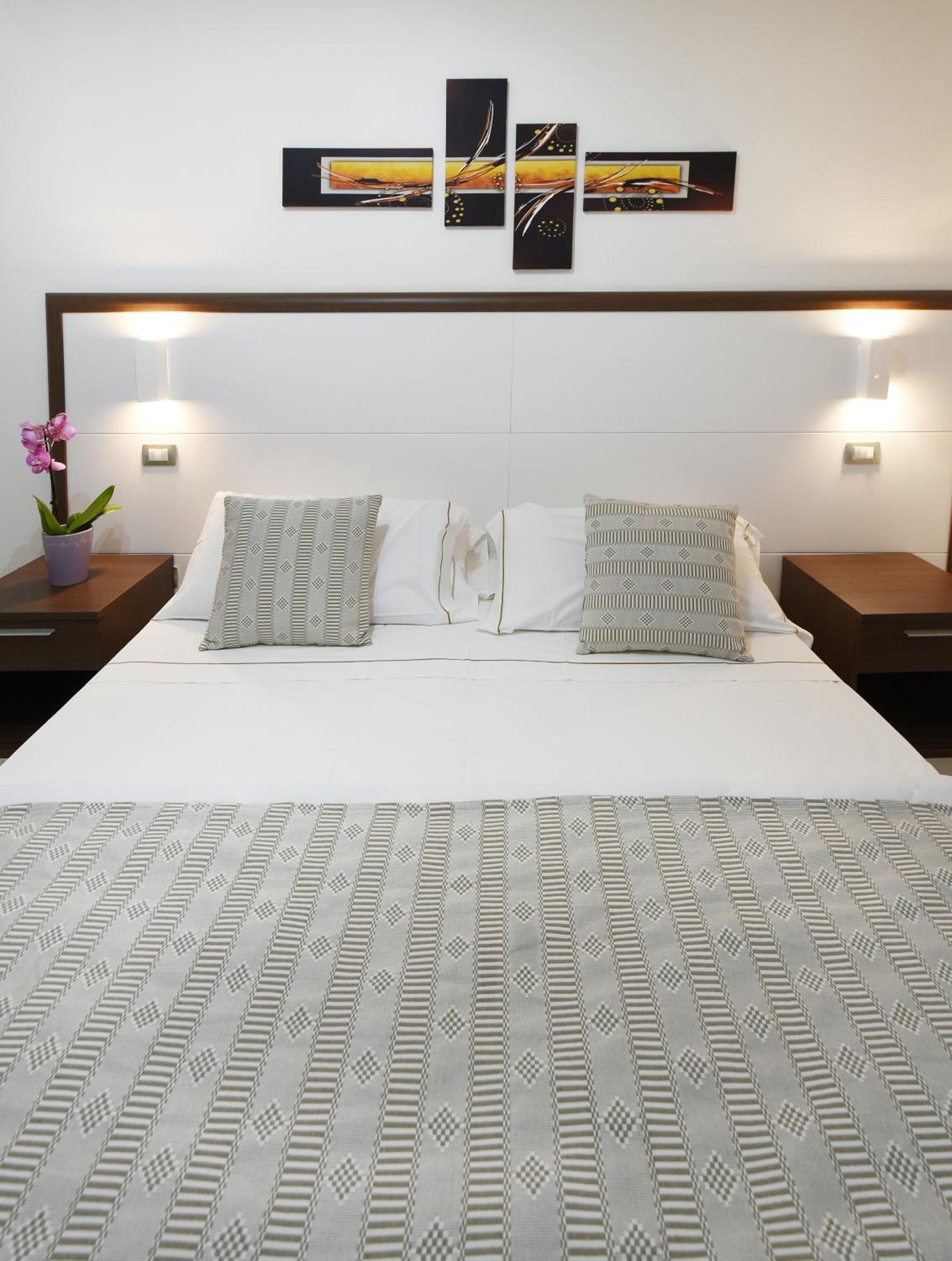 Superior Double or Twin Room with Patio - Disability Access photo 2