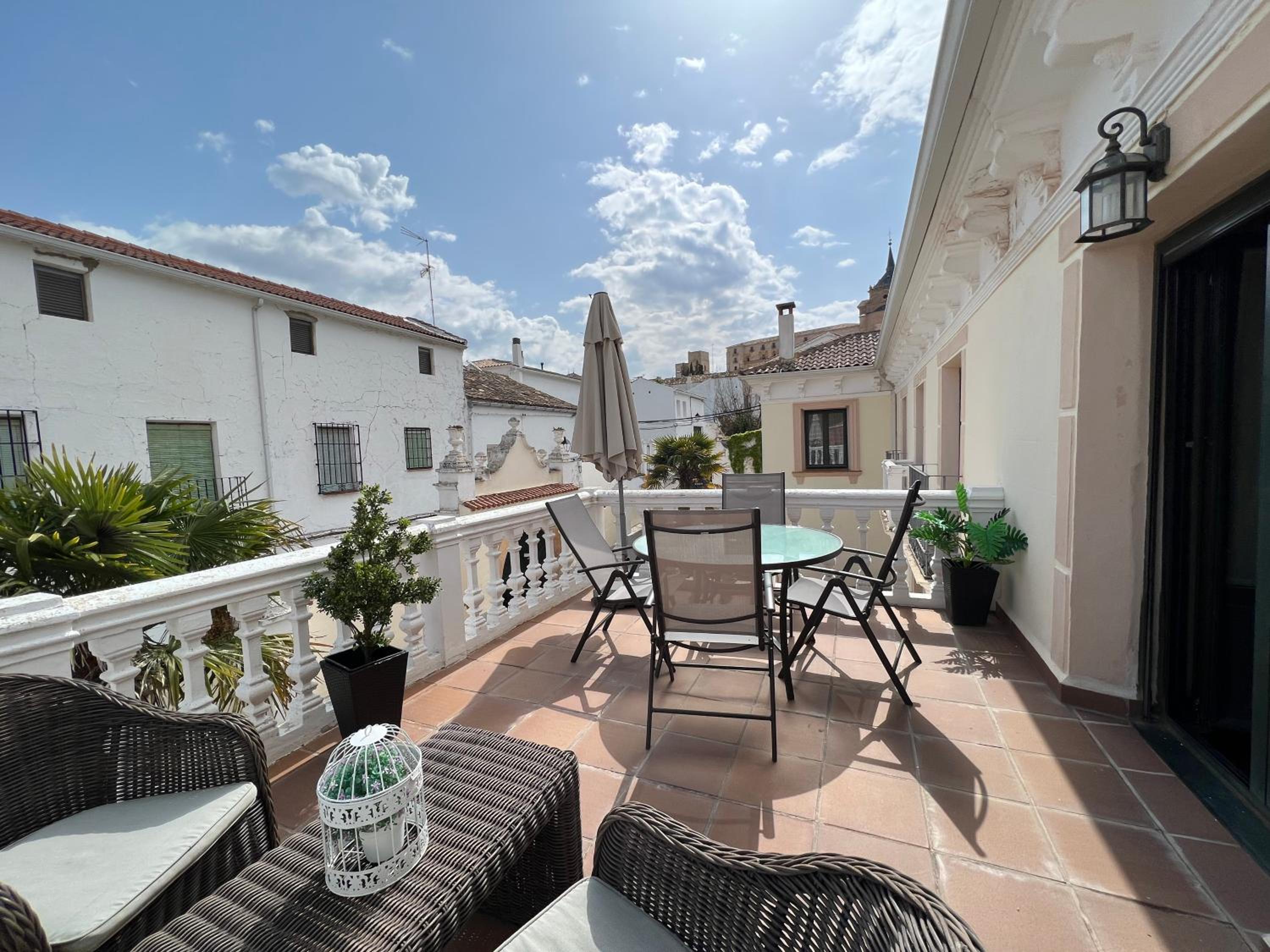 Apartment with Terrace - Photo 21