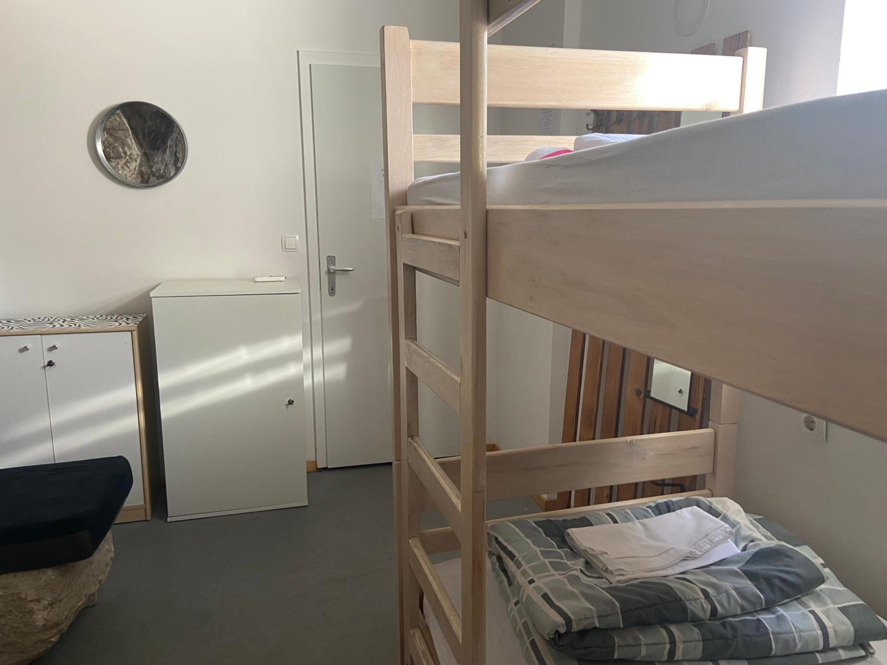 Bed in 4-Bed Mixed Dormitory Room photo 1