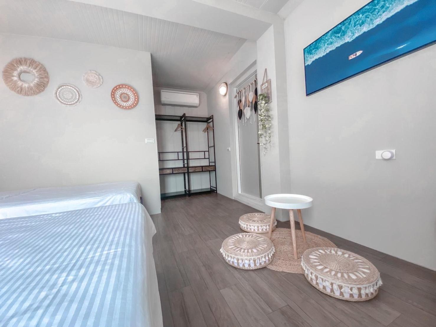 Triple Room with Sea View - Photo 3
