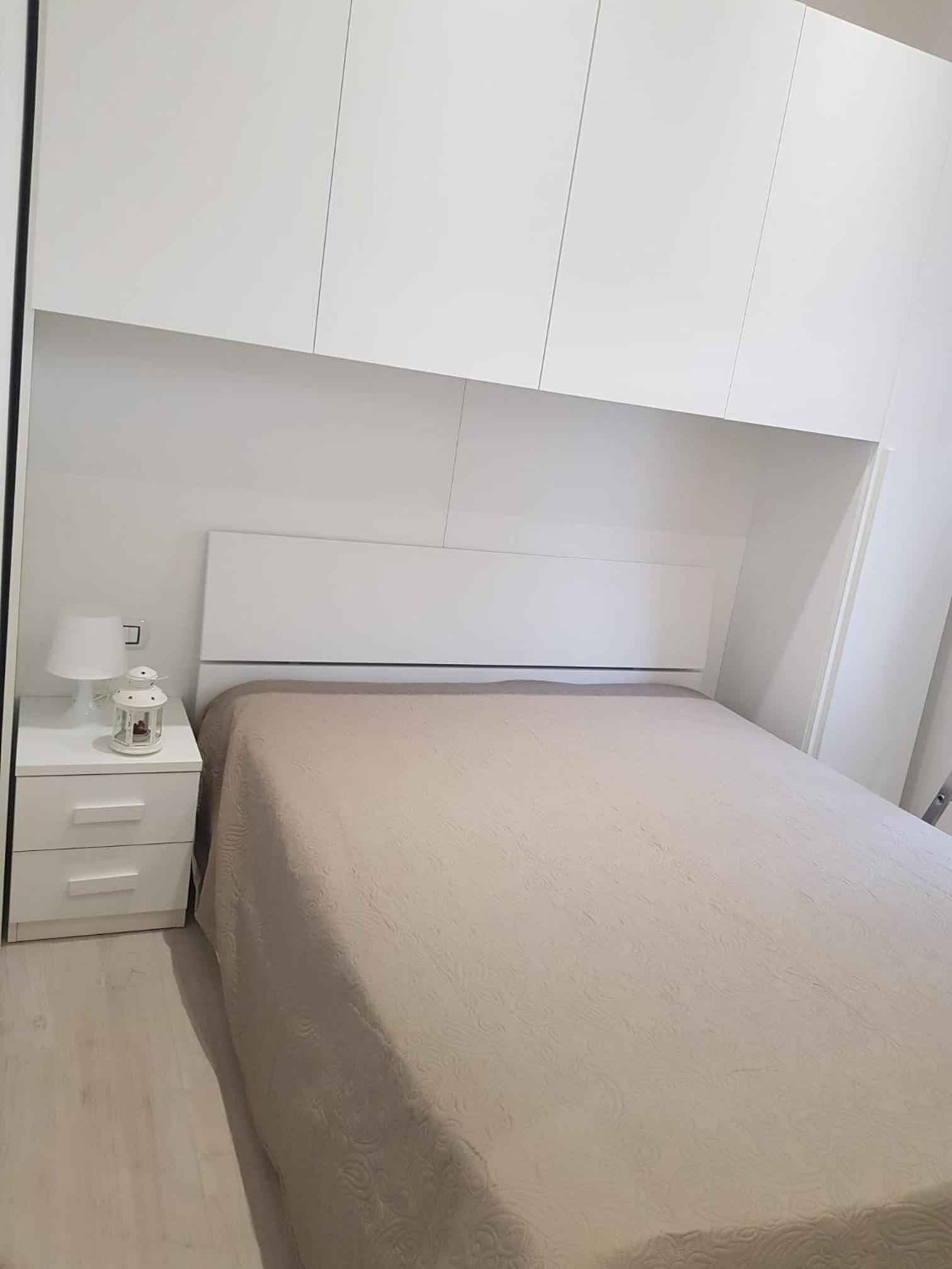 One-Bedroom House photo 1