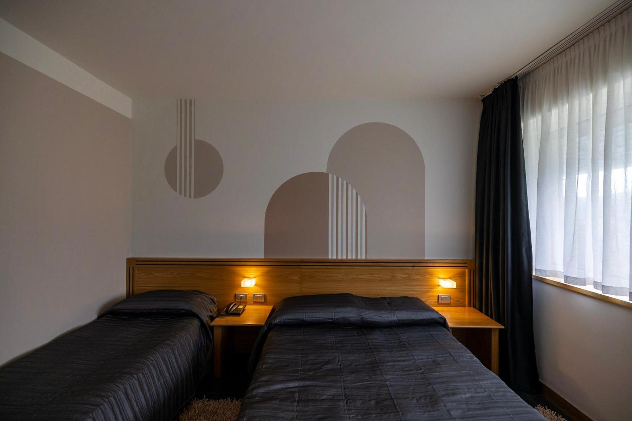 Classic Triple Room - Photo 6