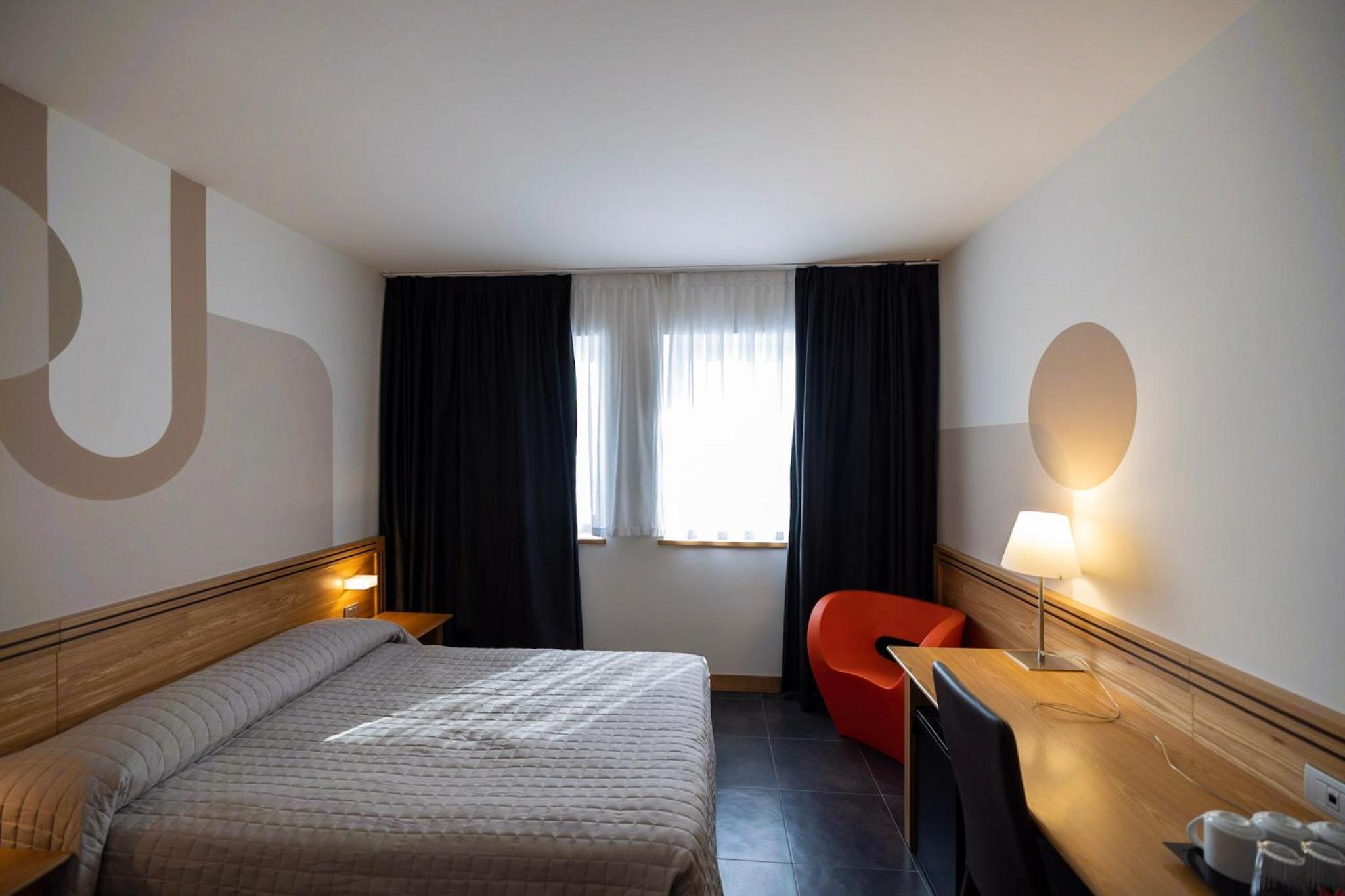 Double Room - Photo 1