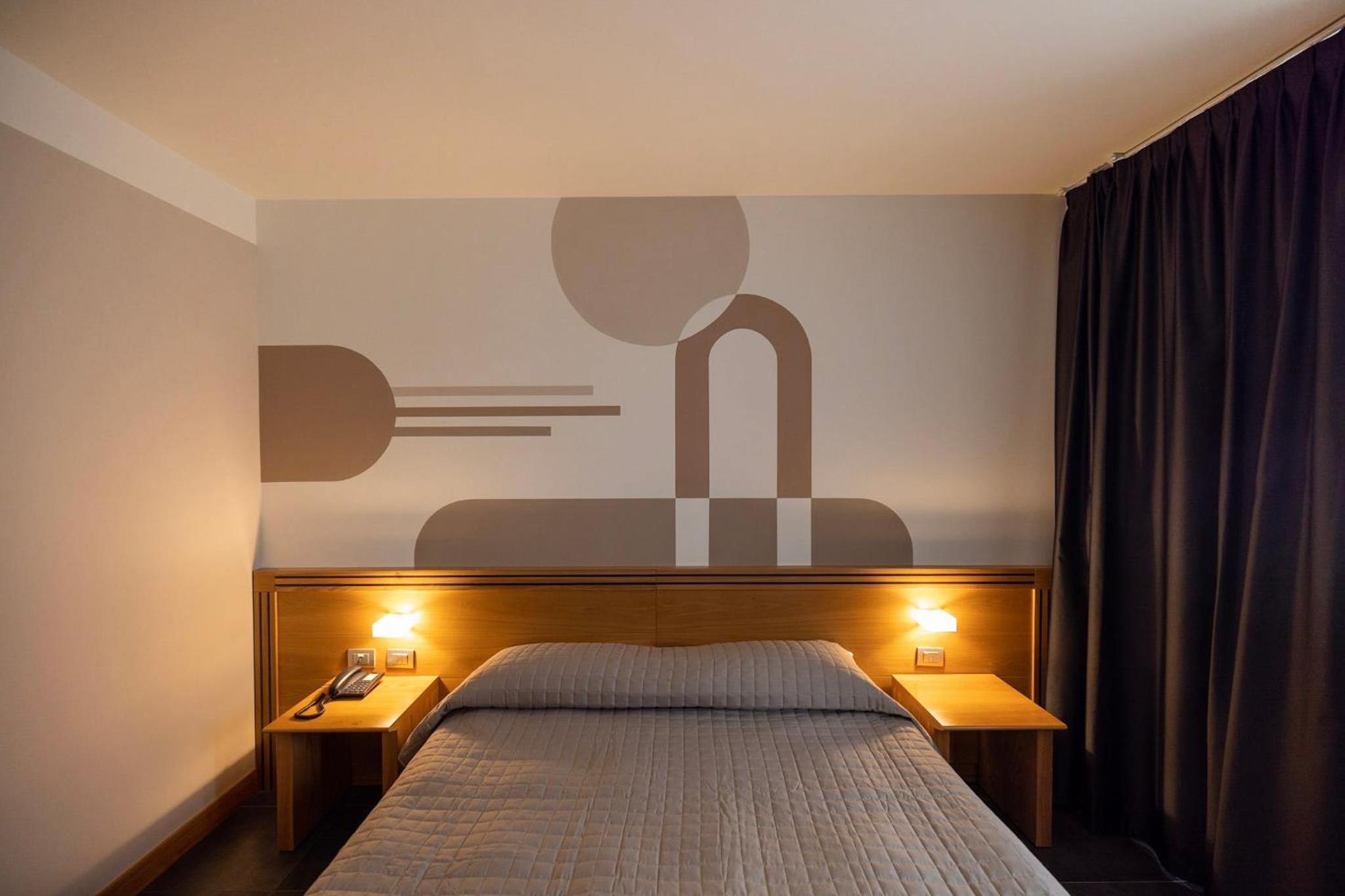 Double Room - Photo 6