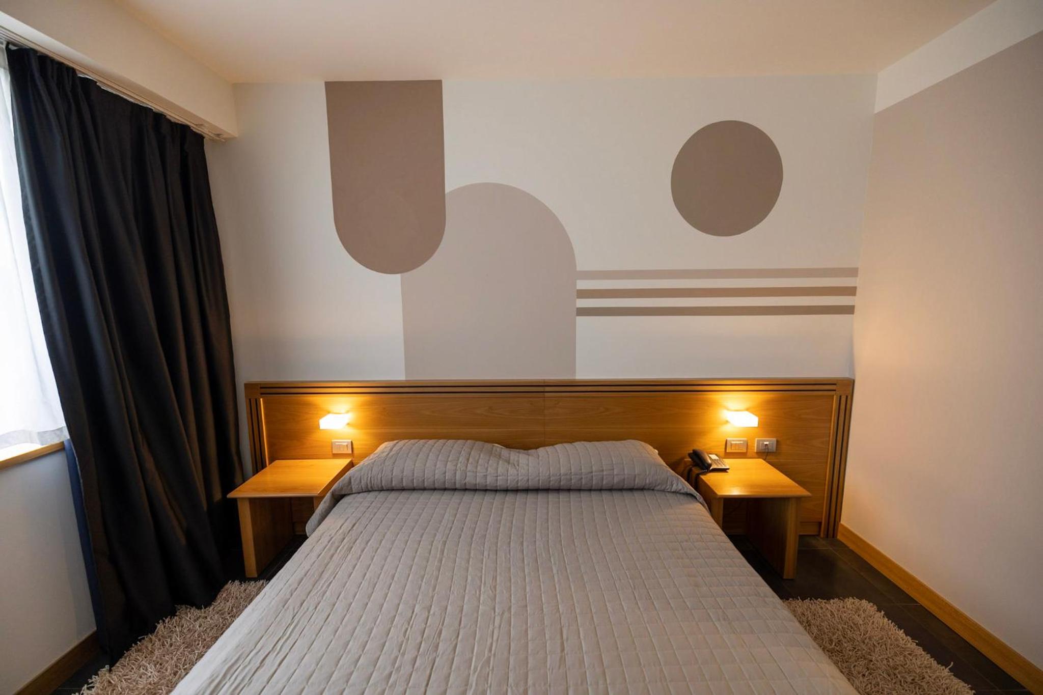 Double Room - Photo 7