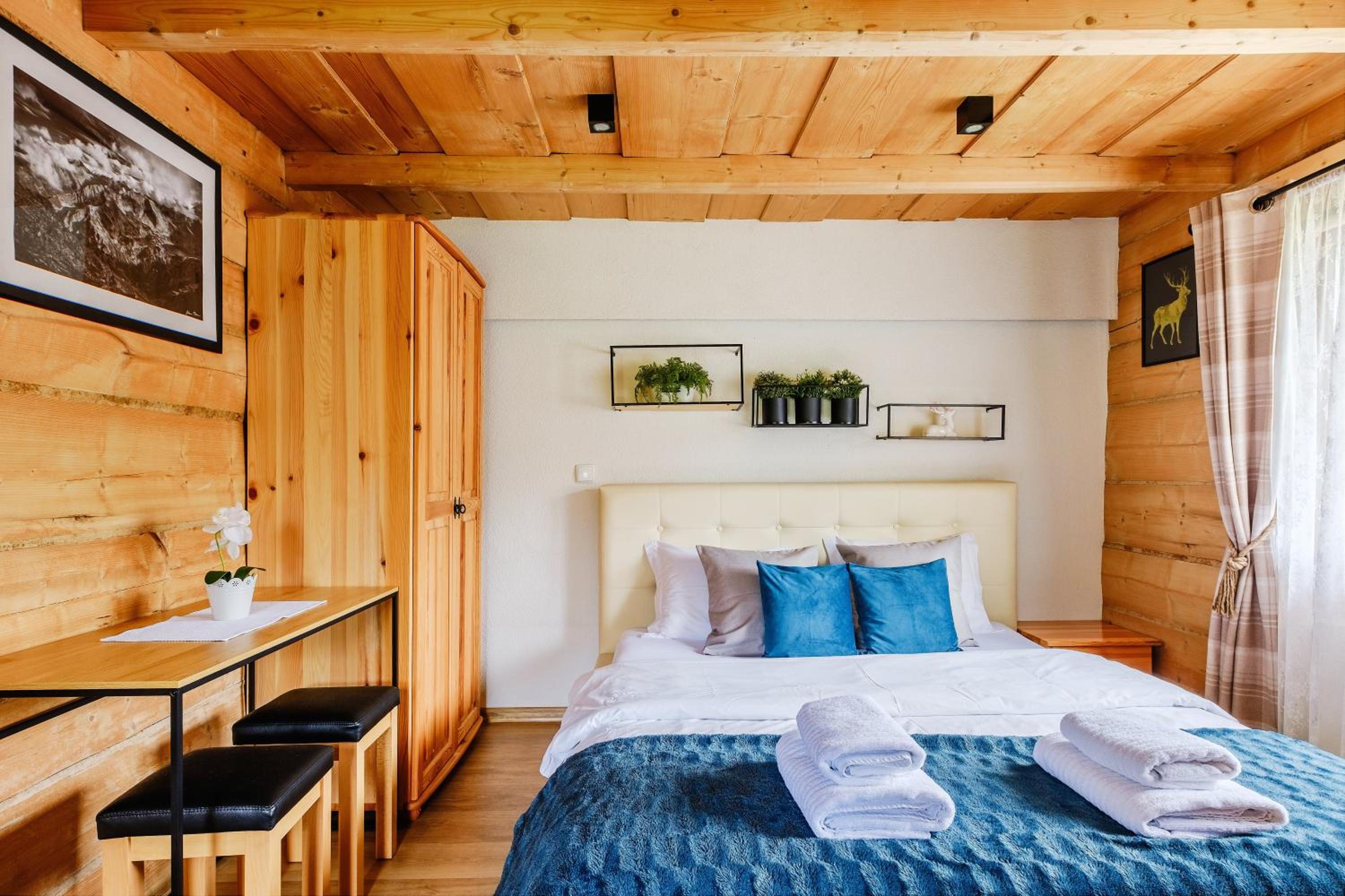 Double Room with Extra Bed photo 1