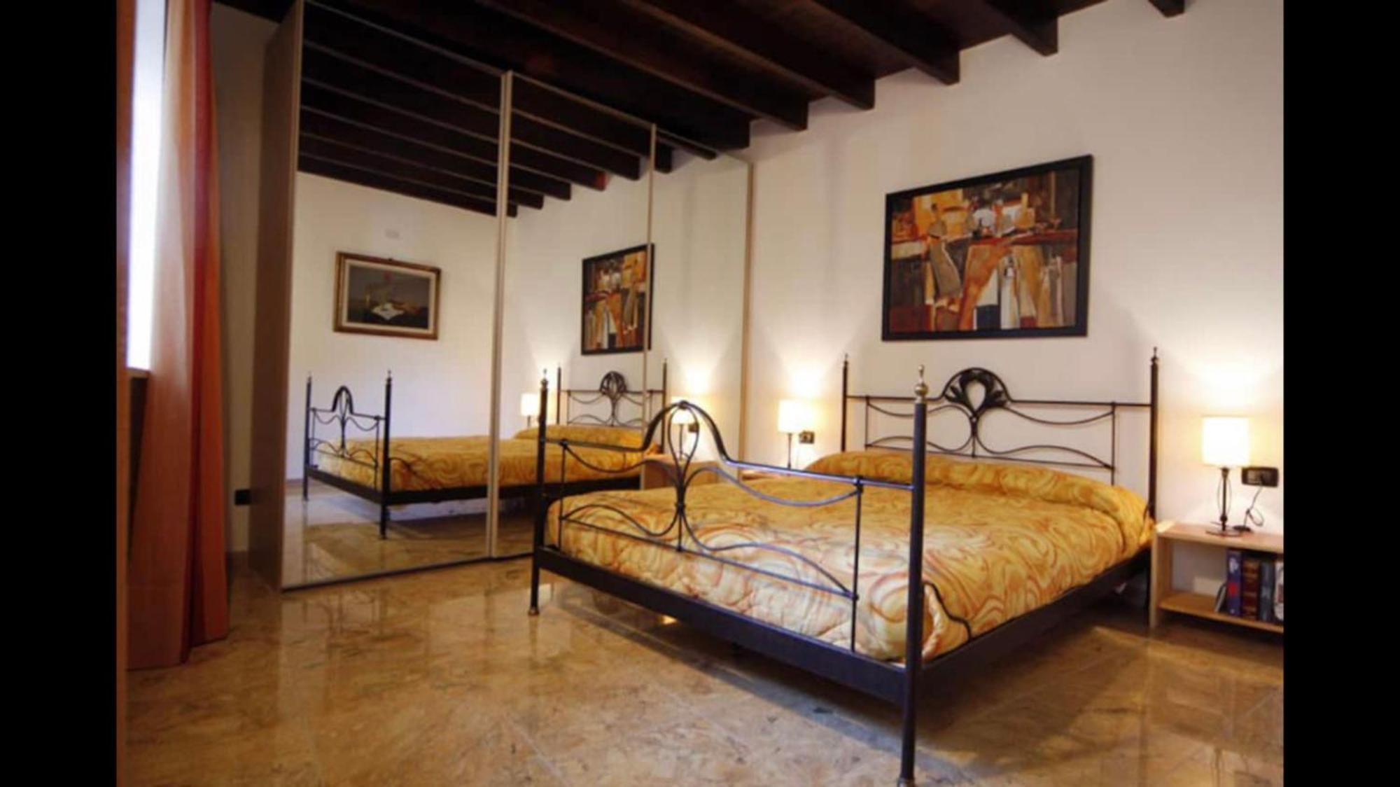 Superior One-Bedroom Apartment with Balcony