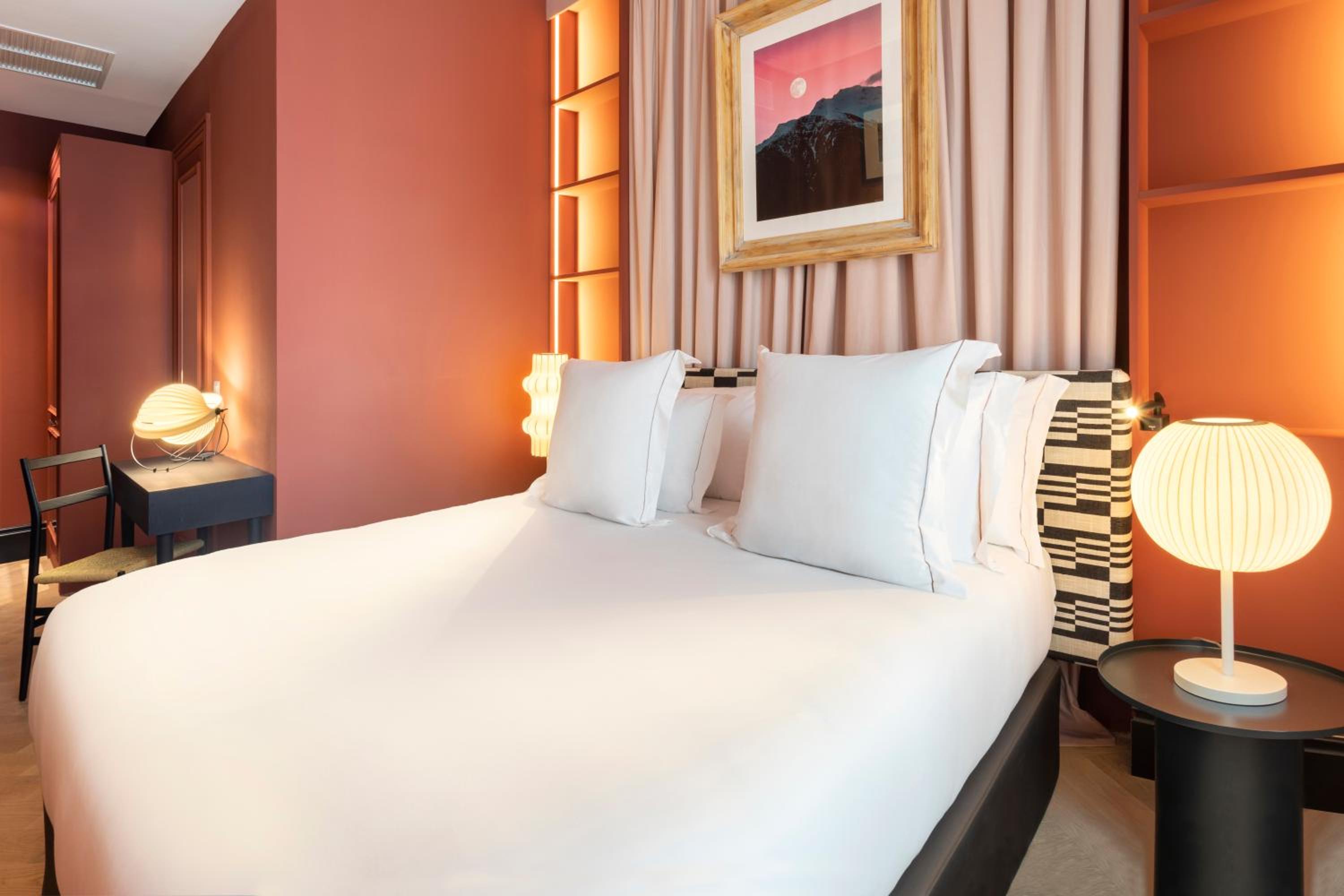 Standard Double or Twin Room photo 3