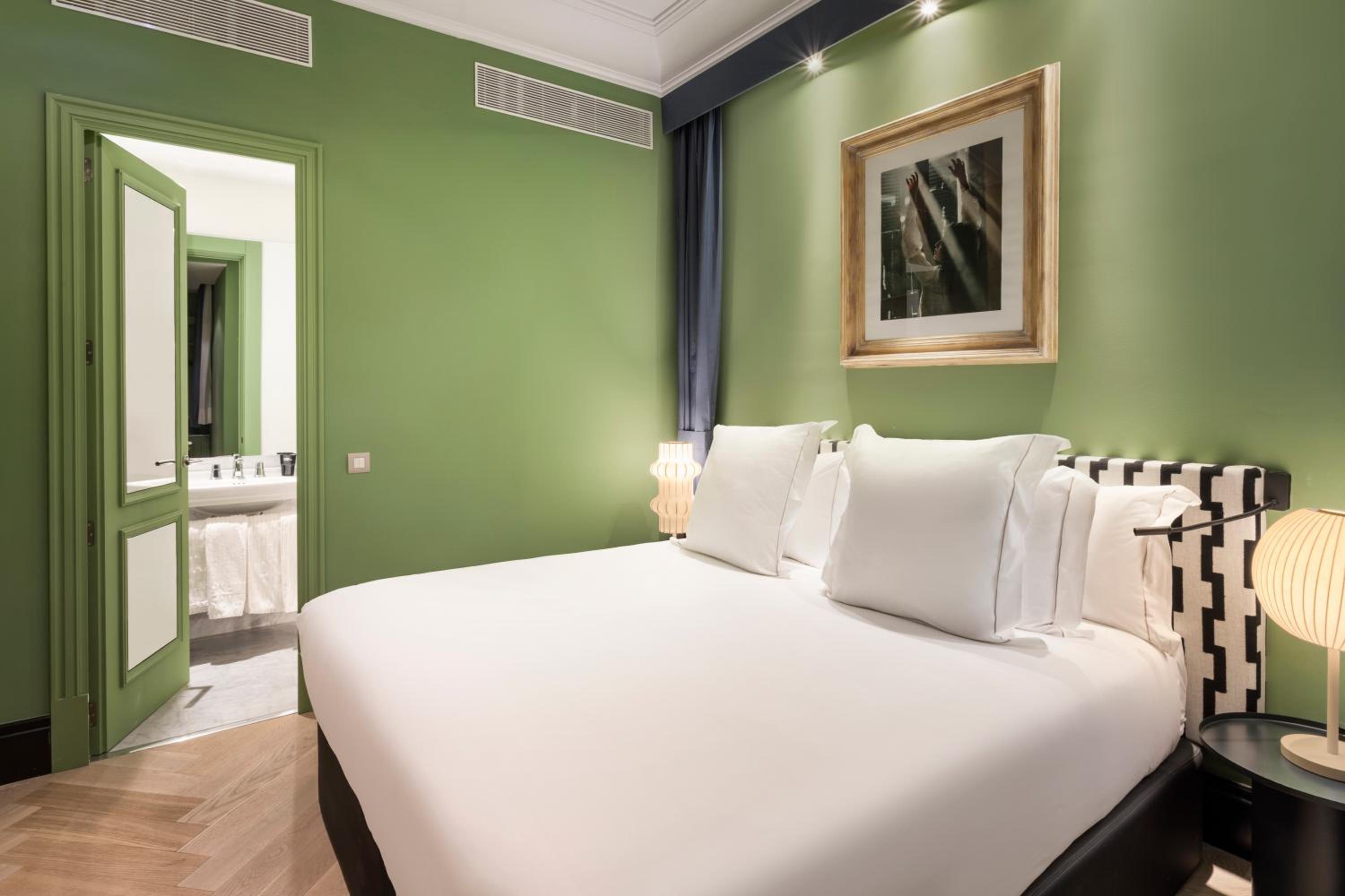 Economy Double or Twin Room photo 2
