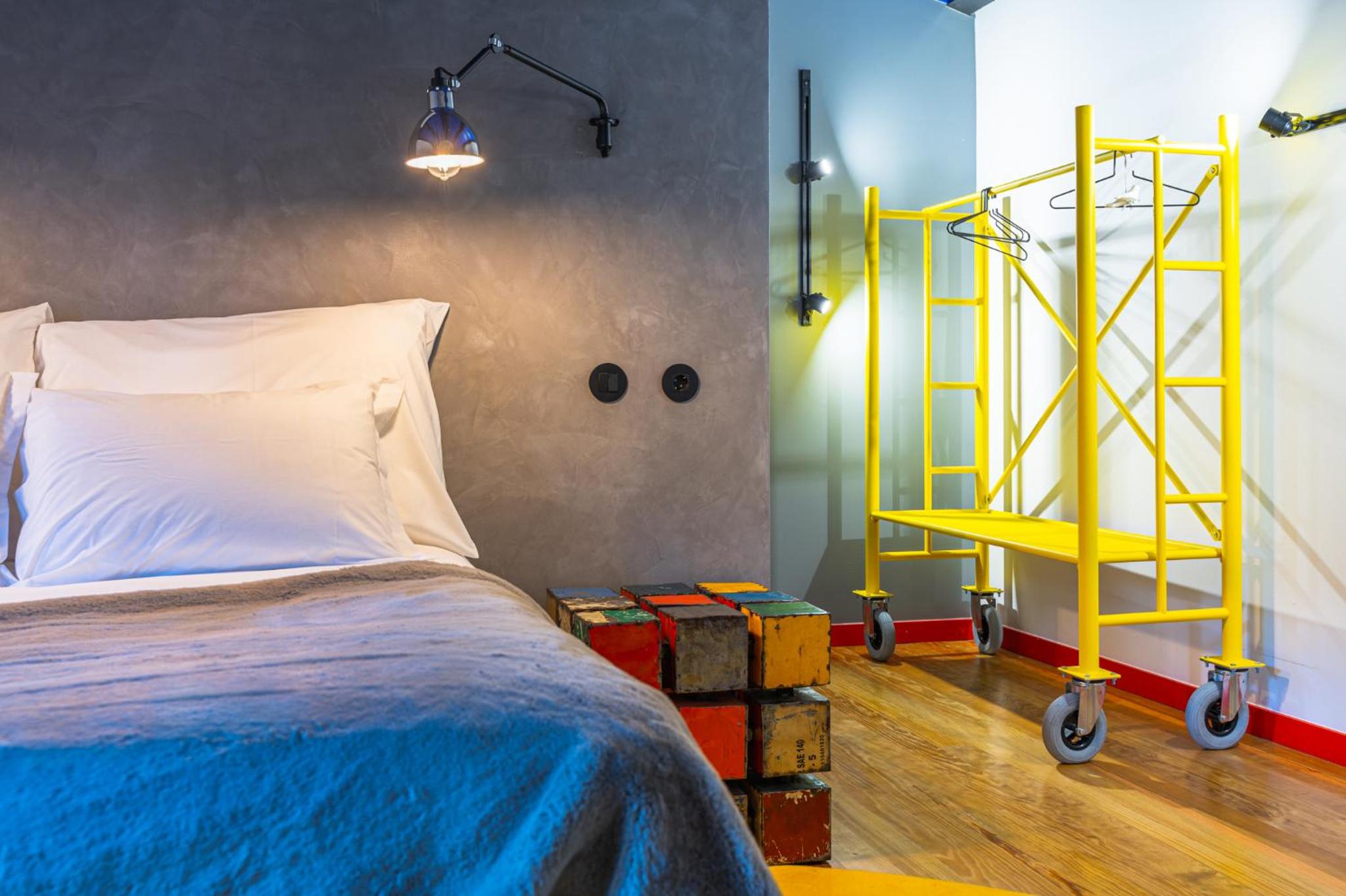 Deluxe Double or Twin Room with Pool Access - Photo 7