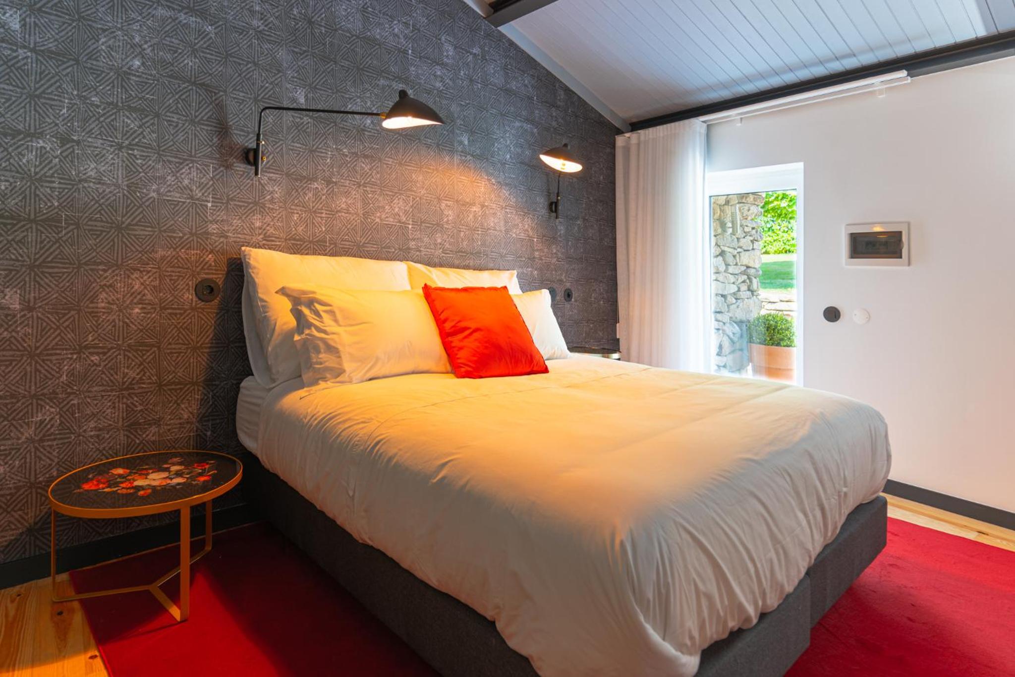 Double or Twin Room with View - Photo 7