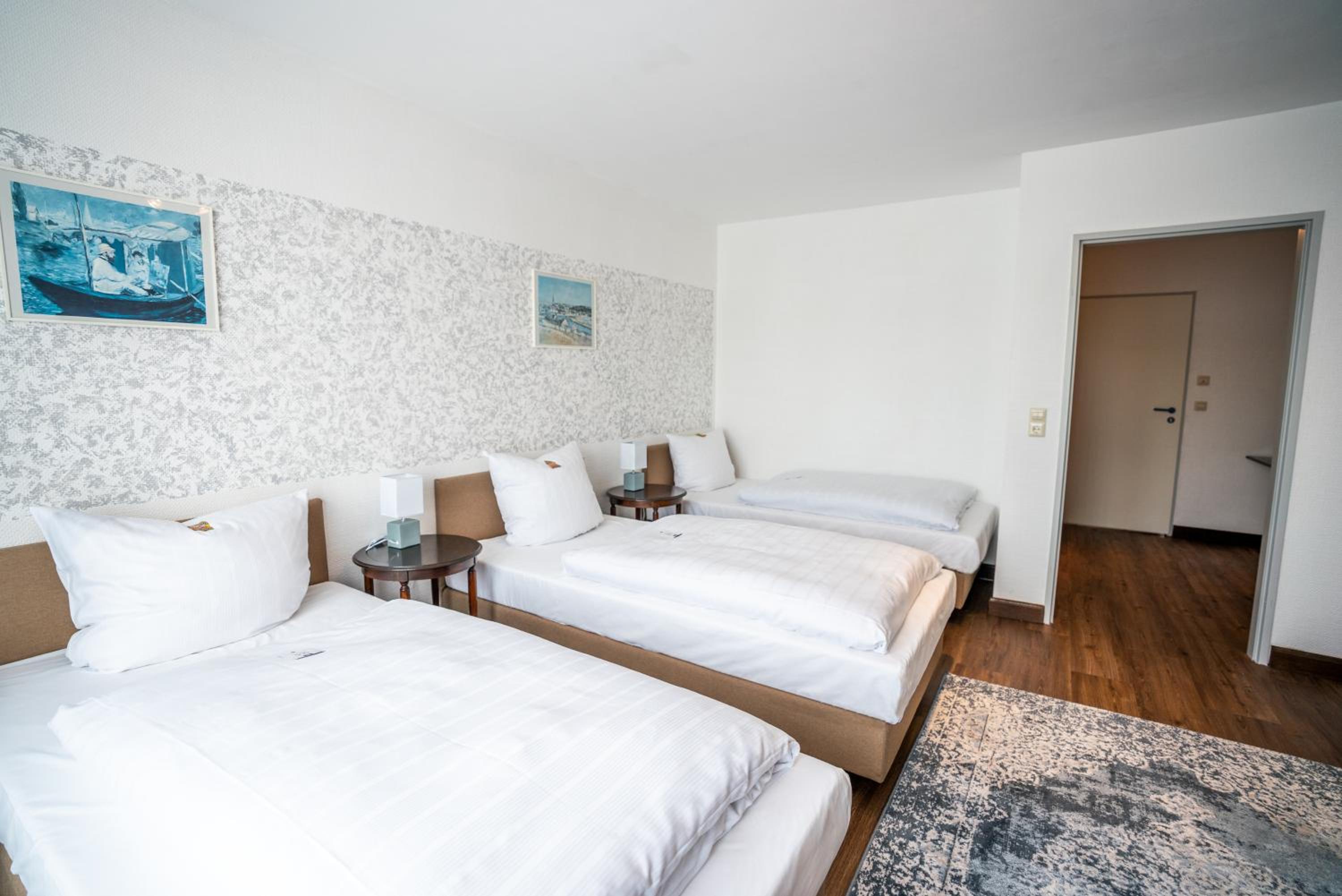 Triple Room photo 2