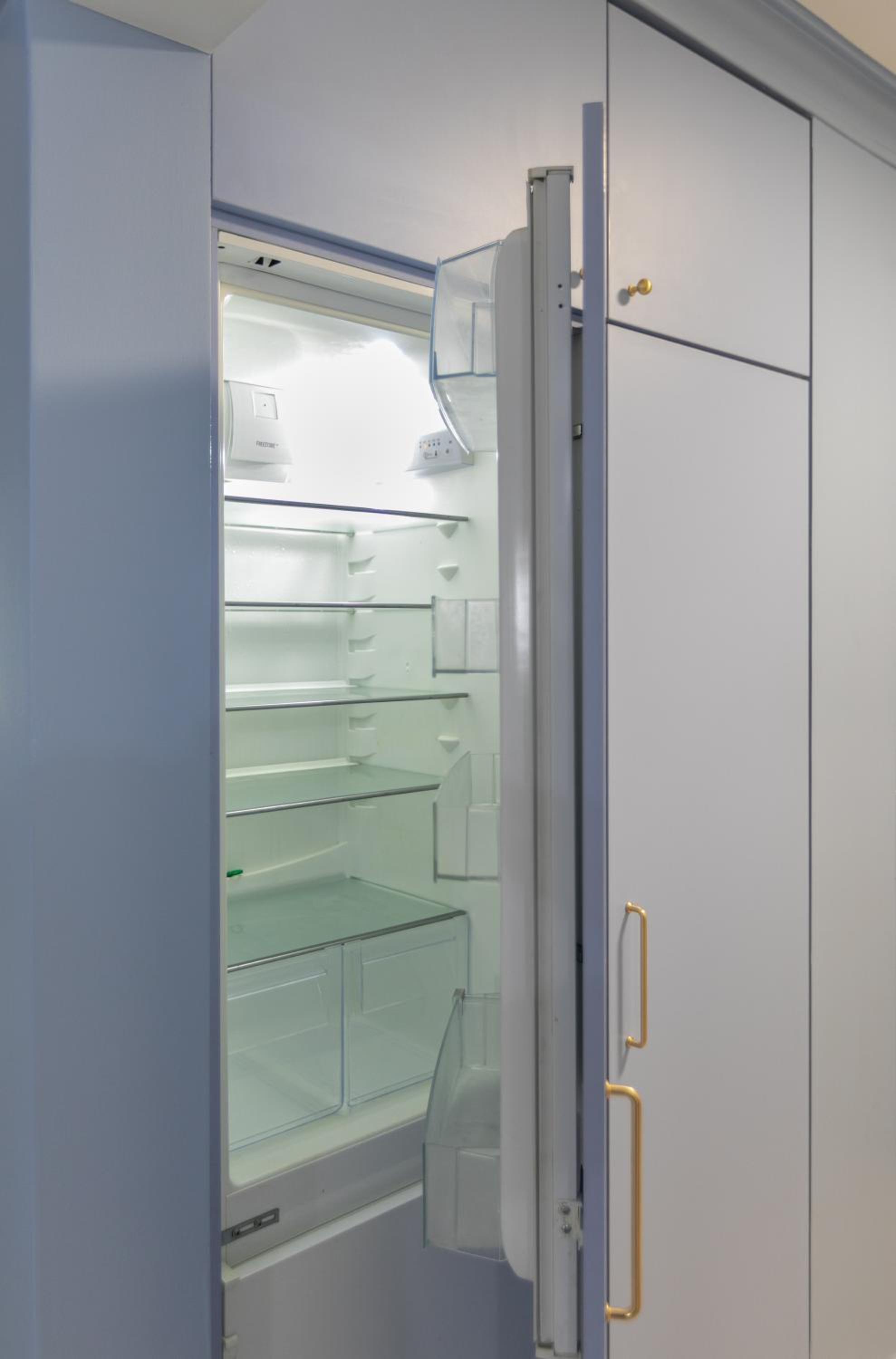 Two-Bedroom Apartment - Photo 30