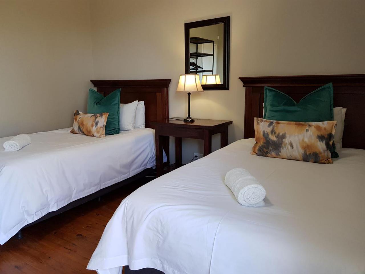 Standard Double or Twin Room photo 3