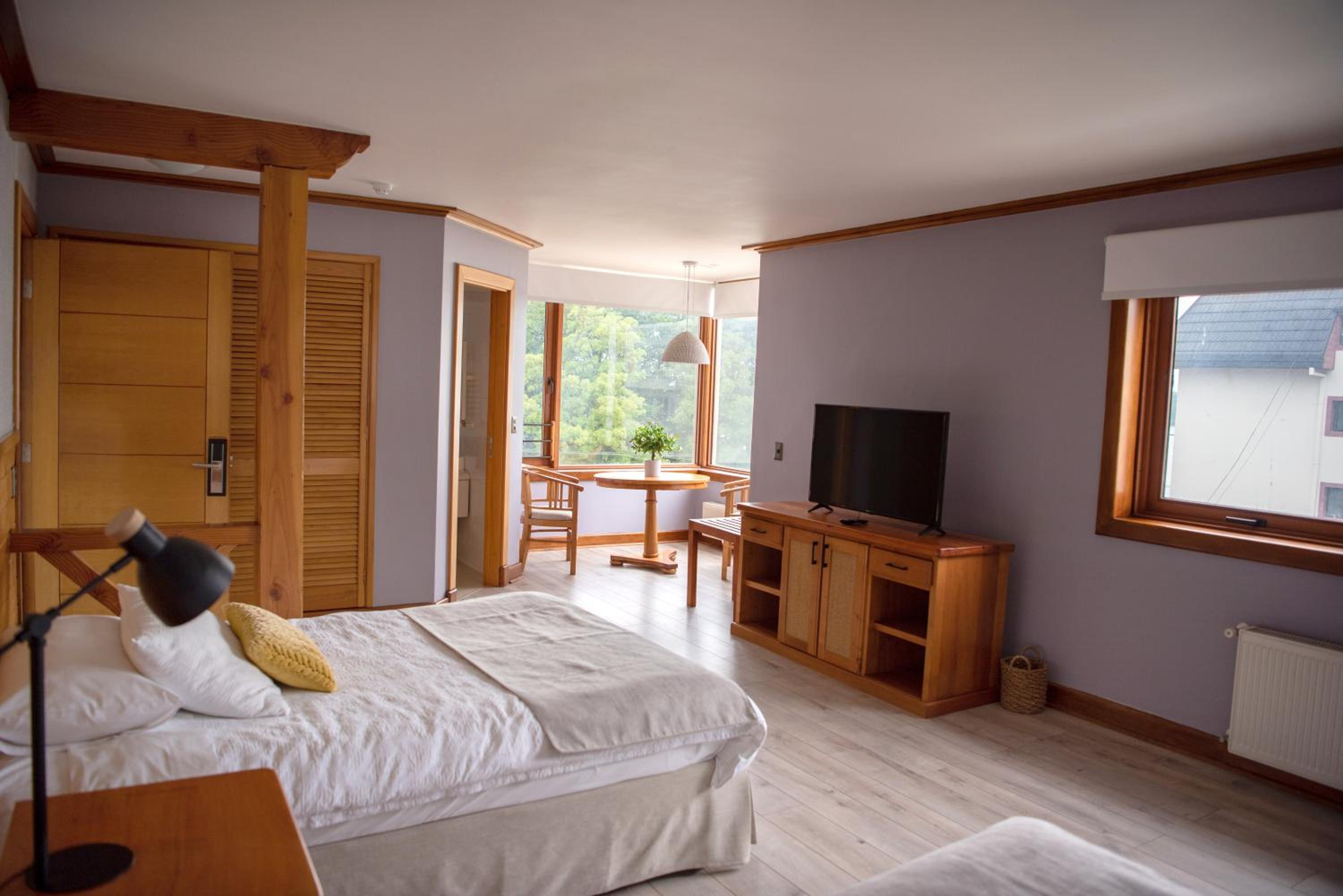 Premium Twin Room photo 2