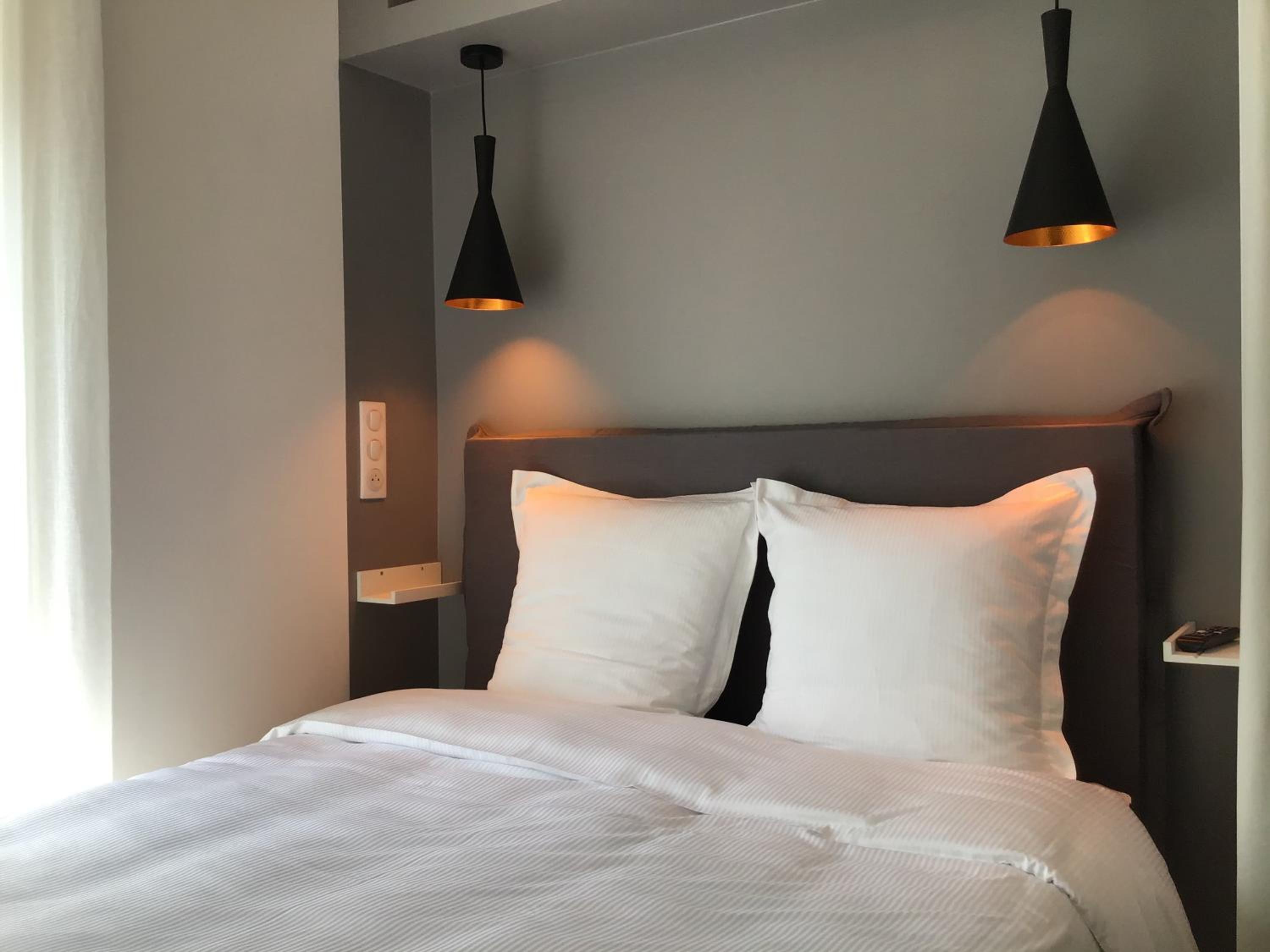 Double Room - Photo 7